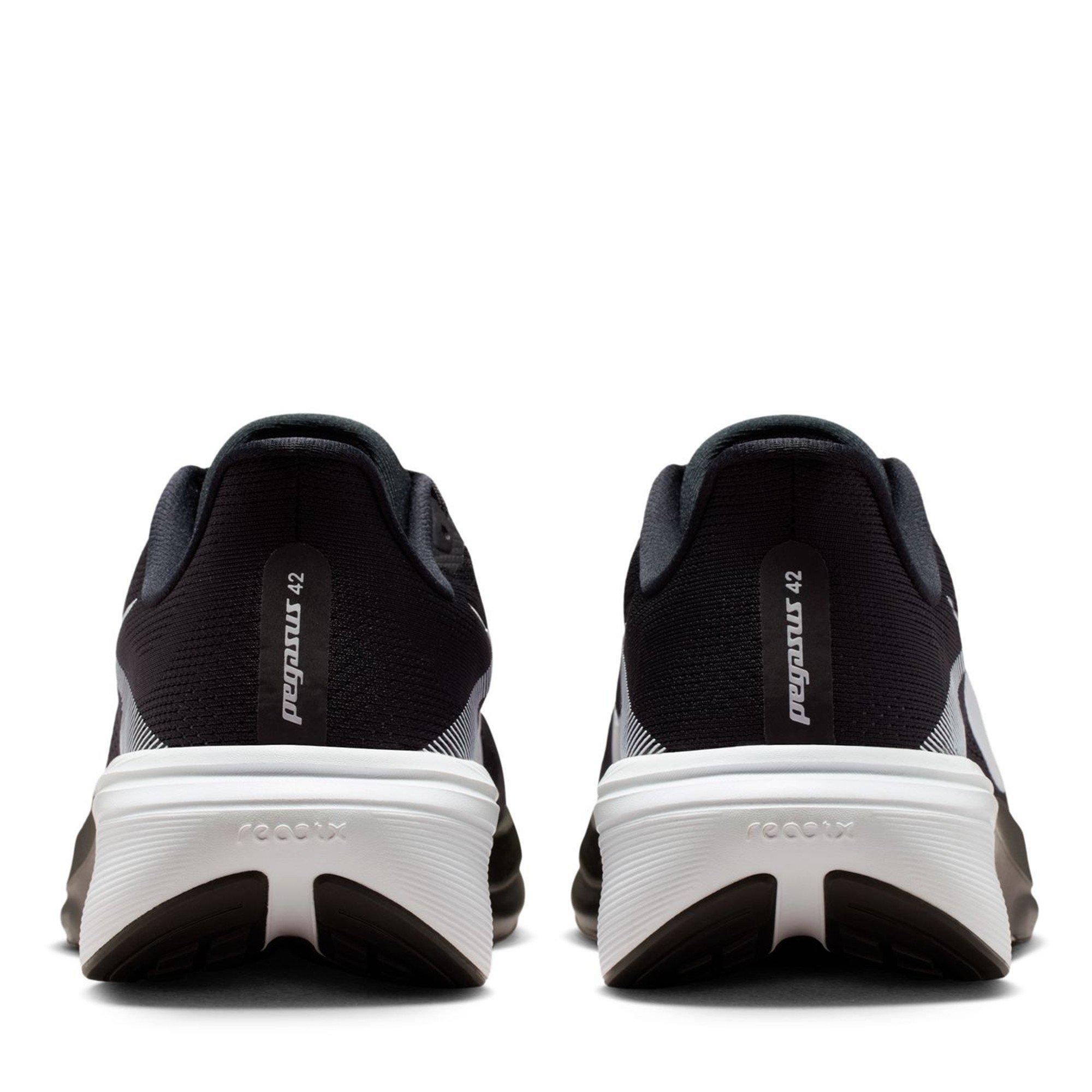 Sort/Hvid - Nike - Men's Pegasus 42 Running Shoes - 5