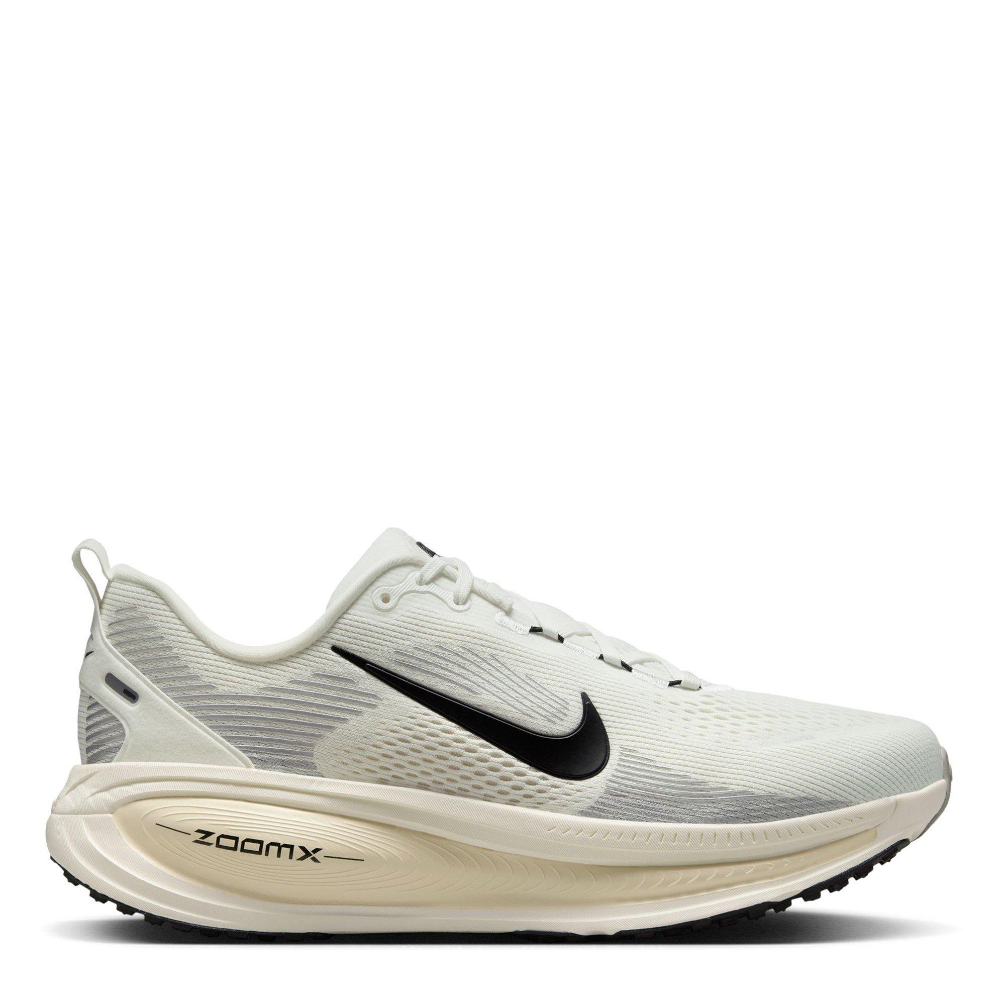 Nike Vomero 18  Mens Running Shoes