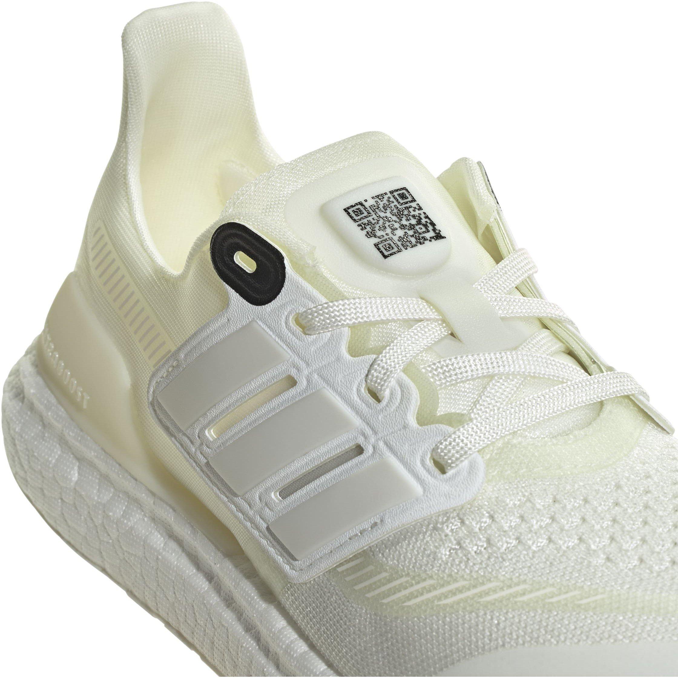 Wit - adidas - Everyday Neutral Road Running Shoes - 9