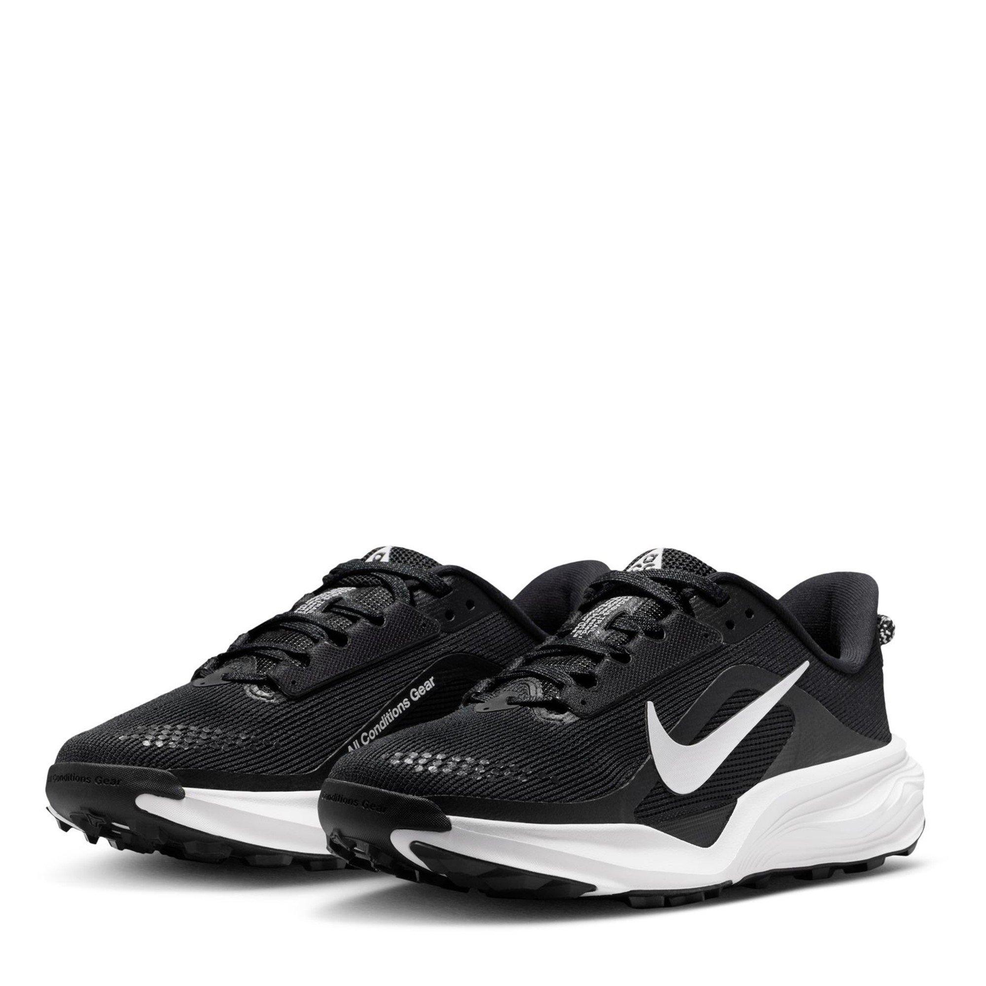 Crno/Bijelo - Nike - Kids' Running Shoes - 4