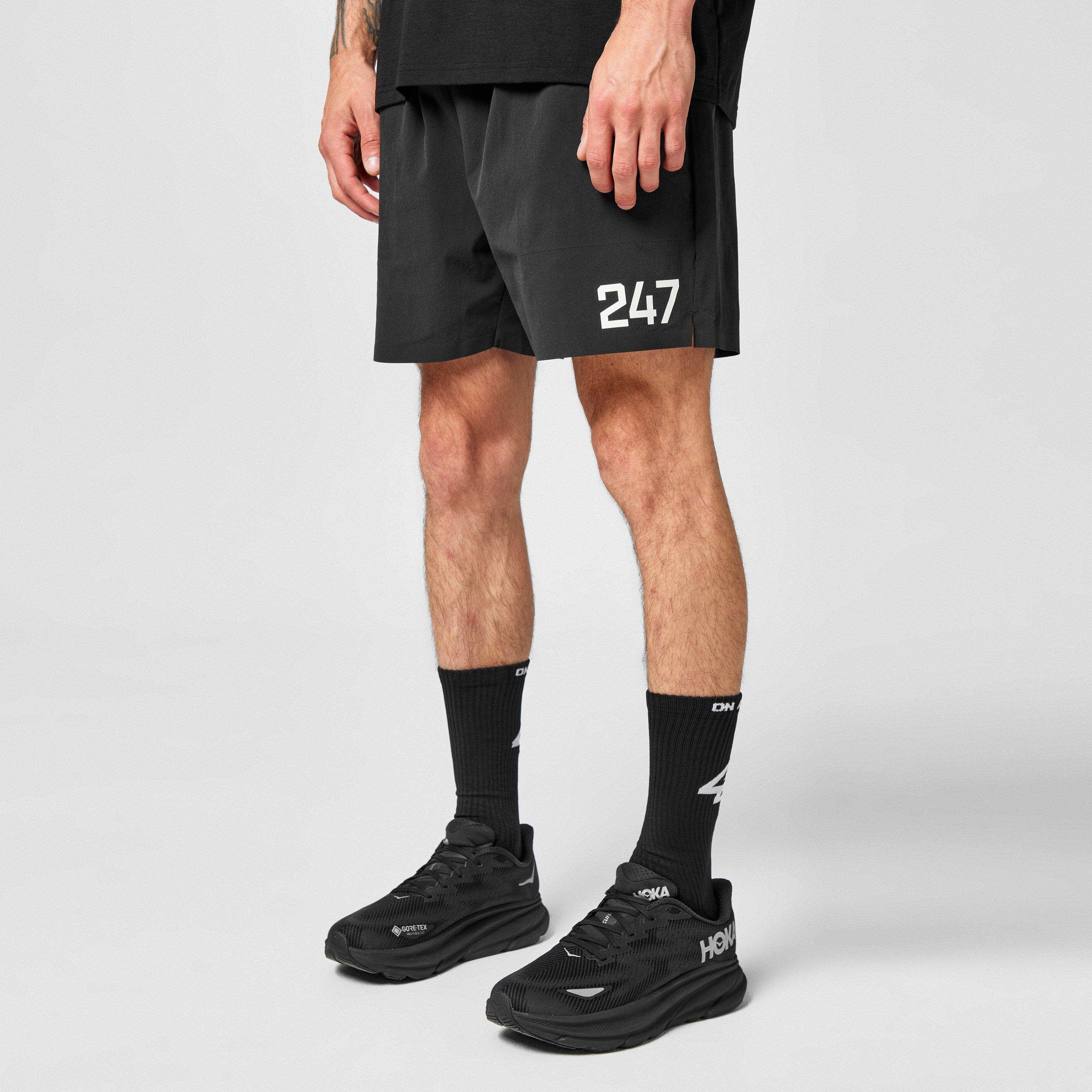 Black/Black - Hoka - Mens Clifton 9 GORE-TEX Running Shoes - 2