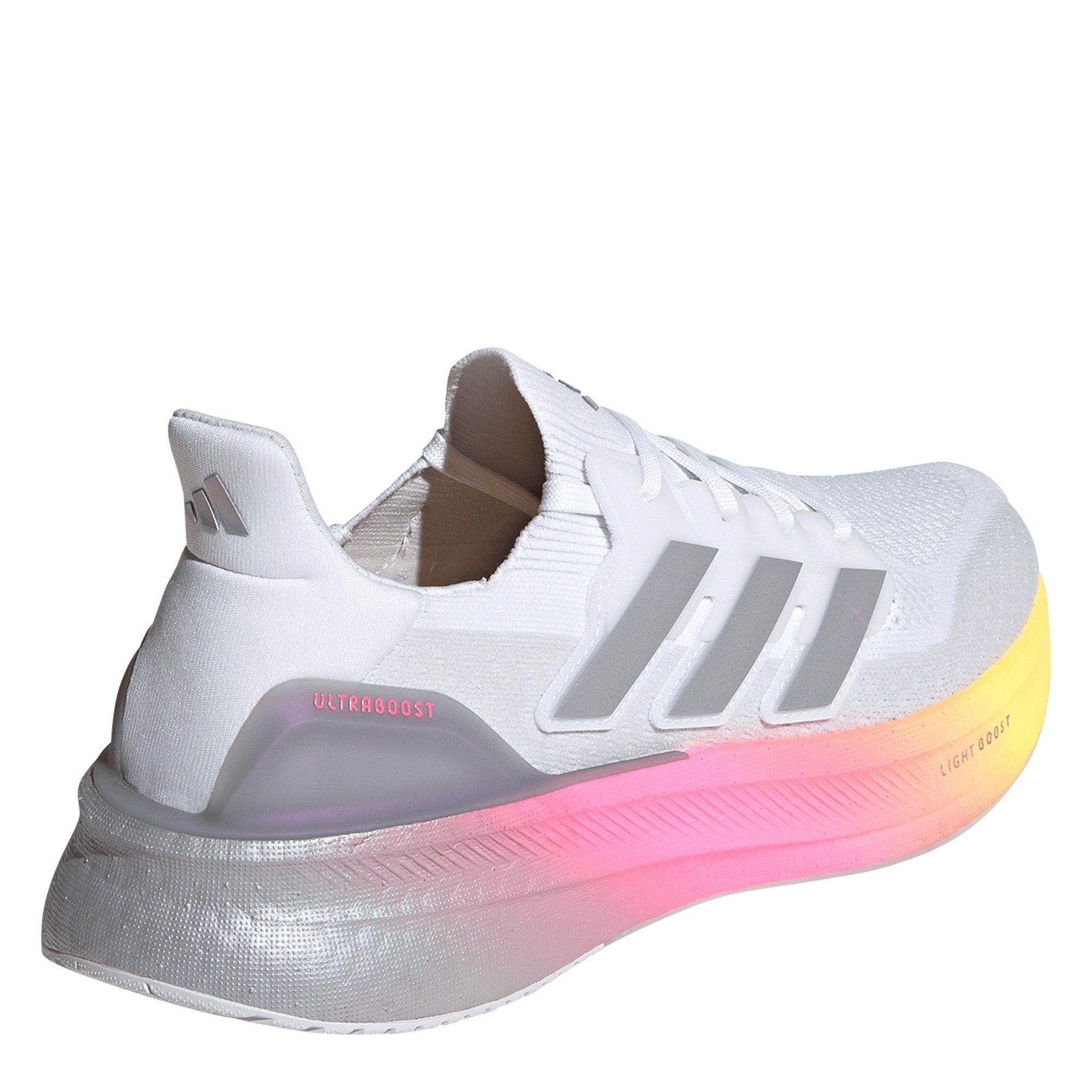 Blanc Ftwr - adidas - Ultraboost 5 Road Running Shoes Mens - 5