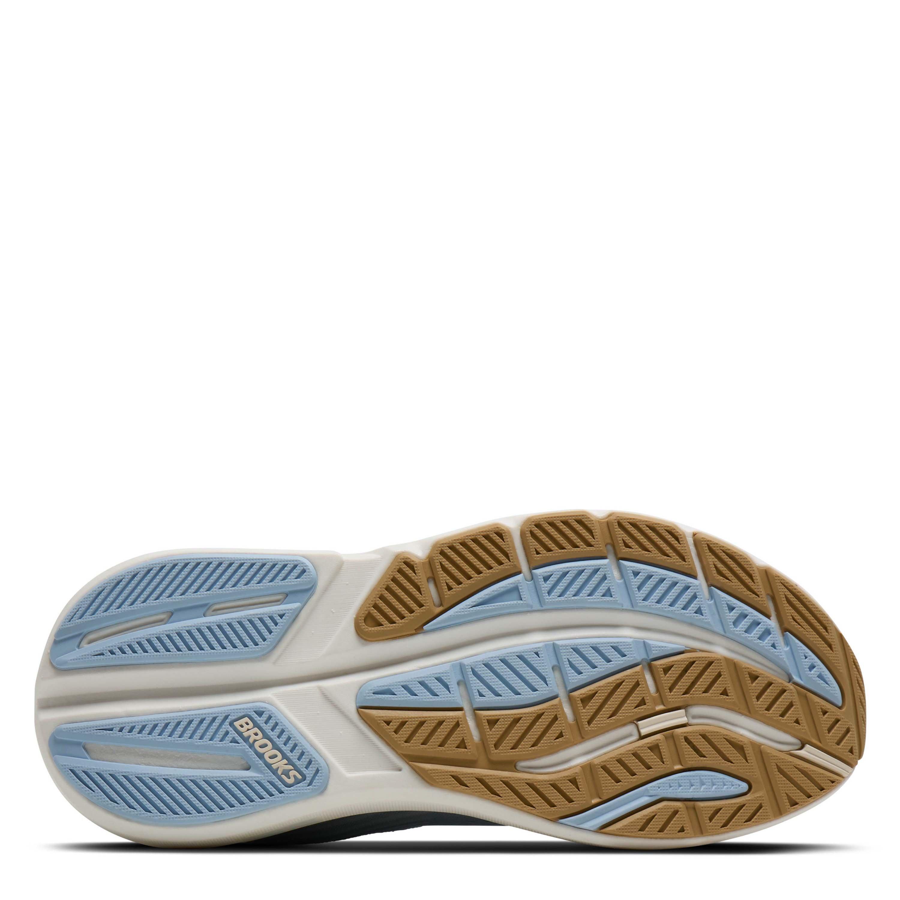 Sky/Coconut - Brooks - Ghost Max 3 Road Running Shoes Womens - 6