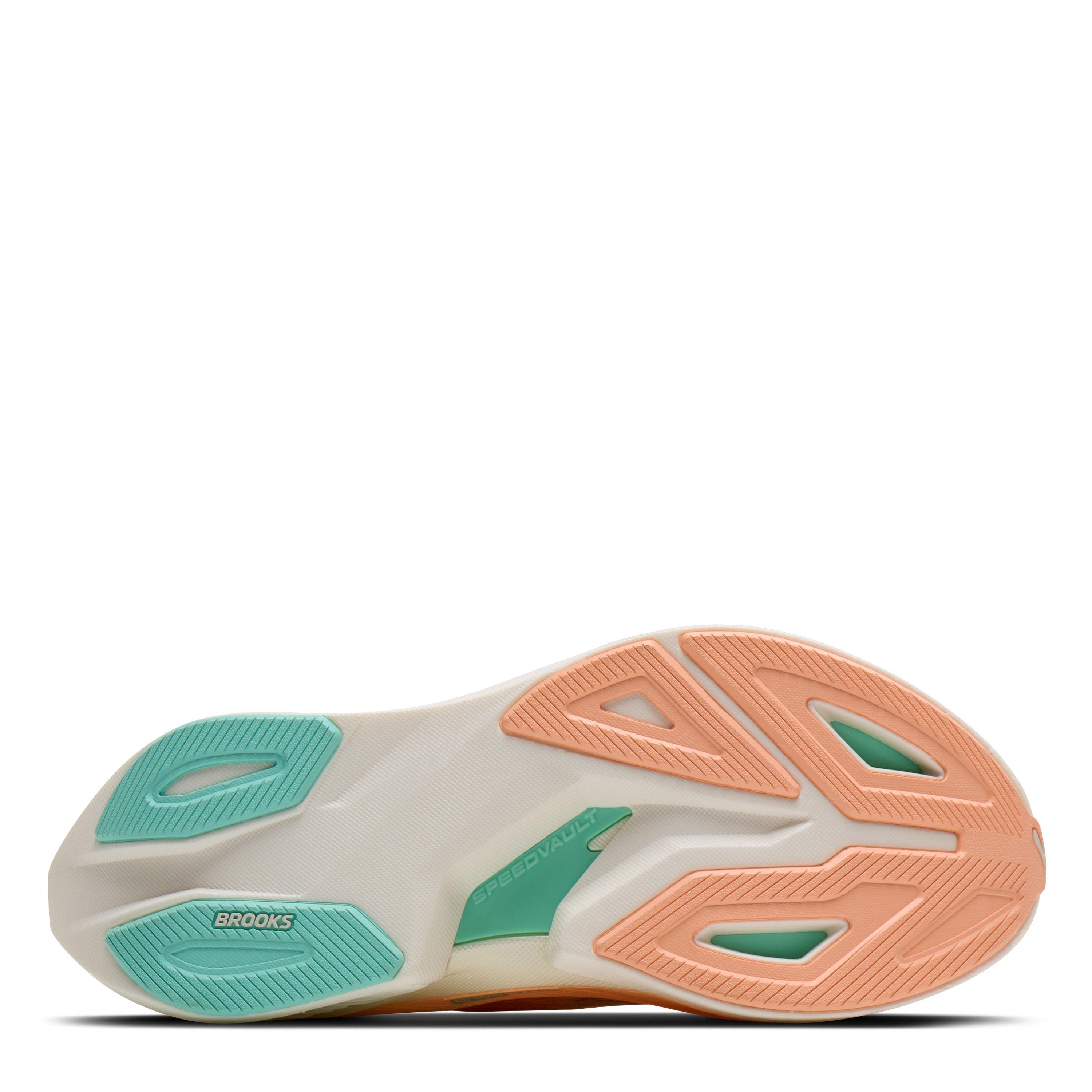 Coral/White - Brooks - Hyperion Max 3 Running Shoes Womens - 6