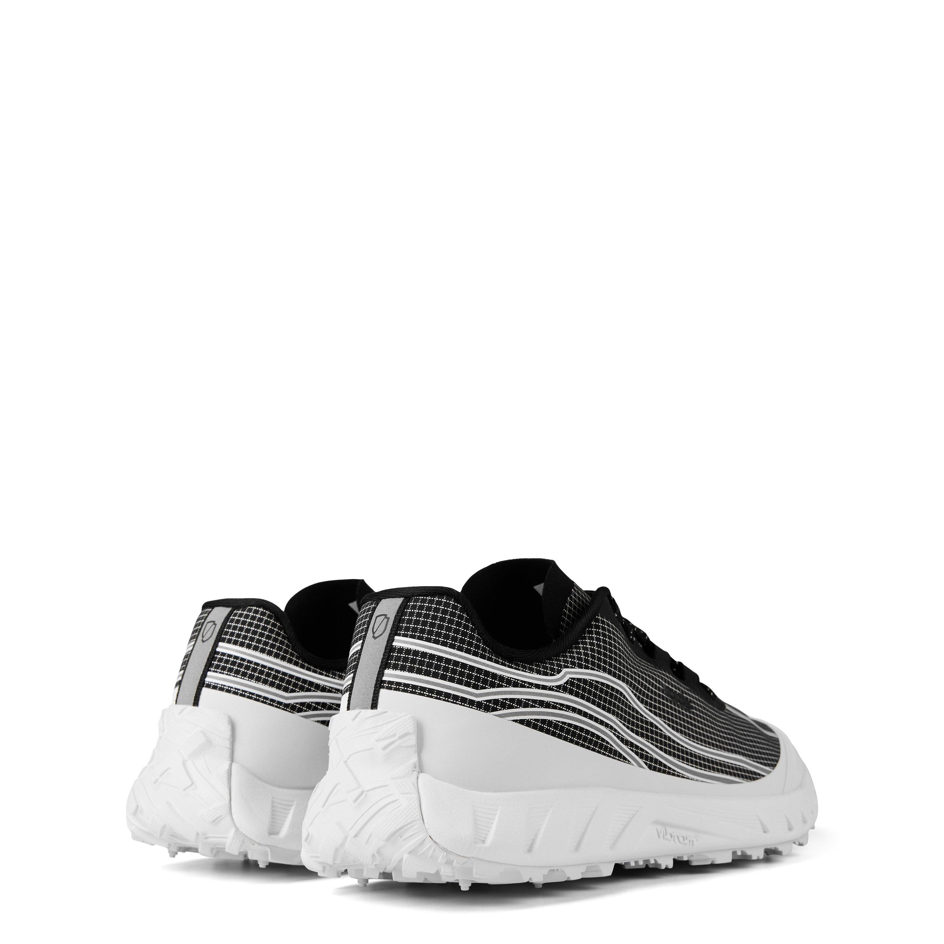 Black Ripstop - Norda - 002 Trainers - 5