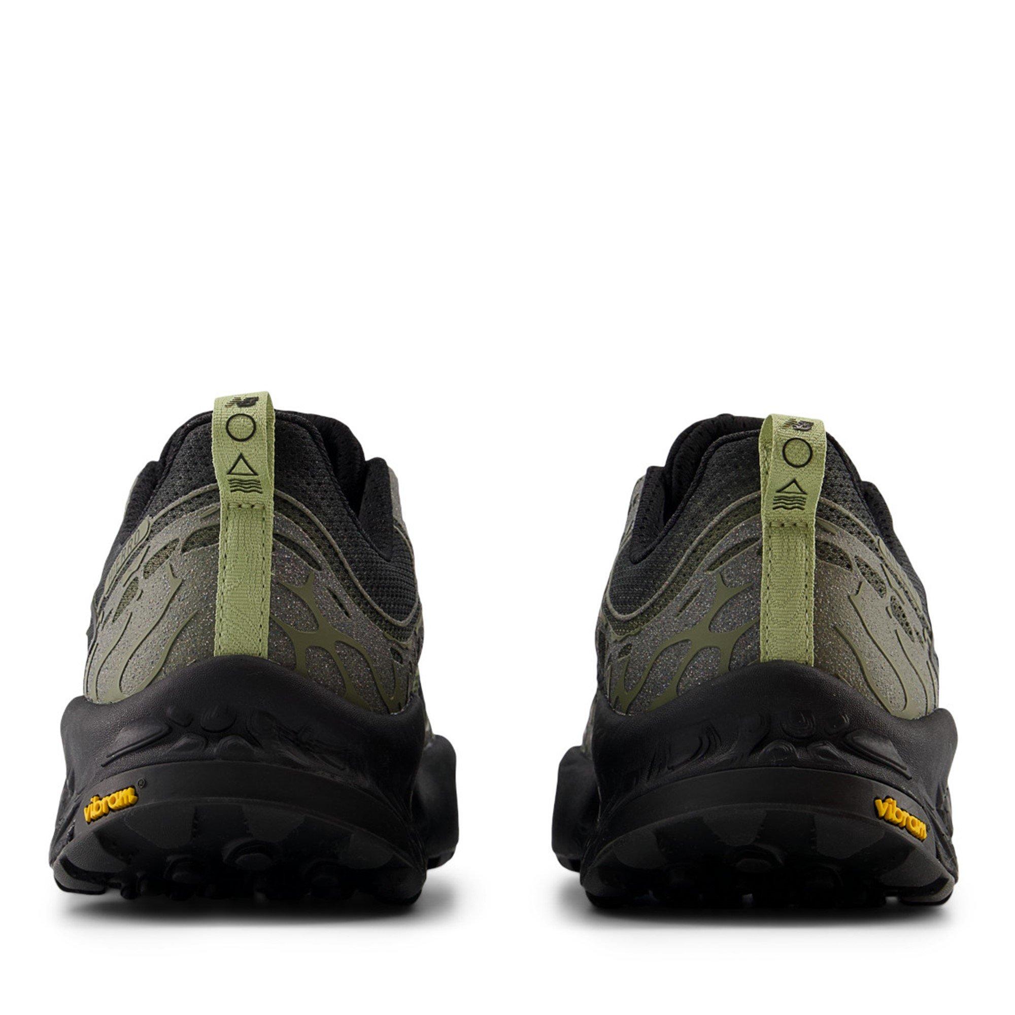 Donker Camouflage - New Balance - v8 Mens Trail Running Shoes - 6