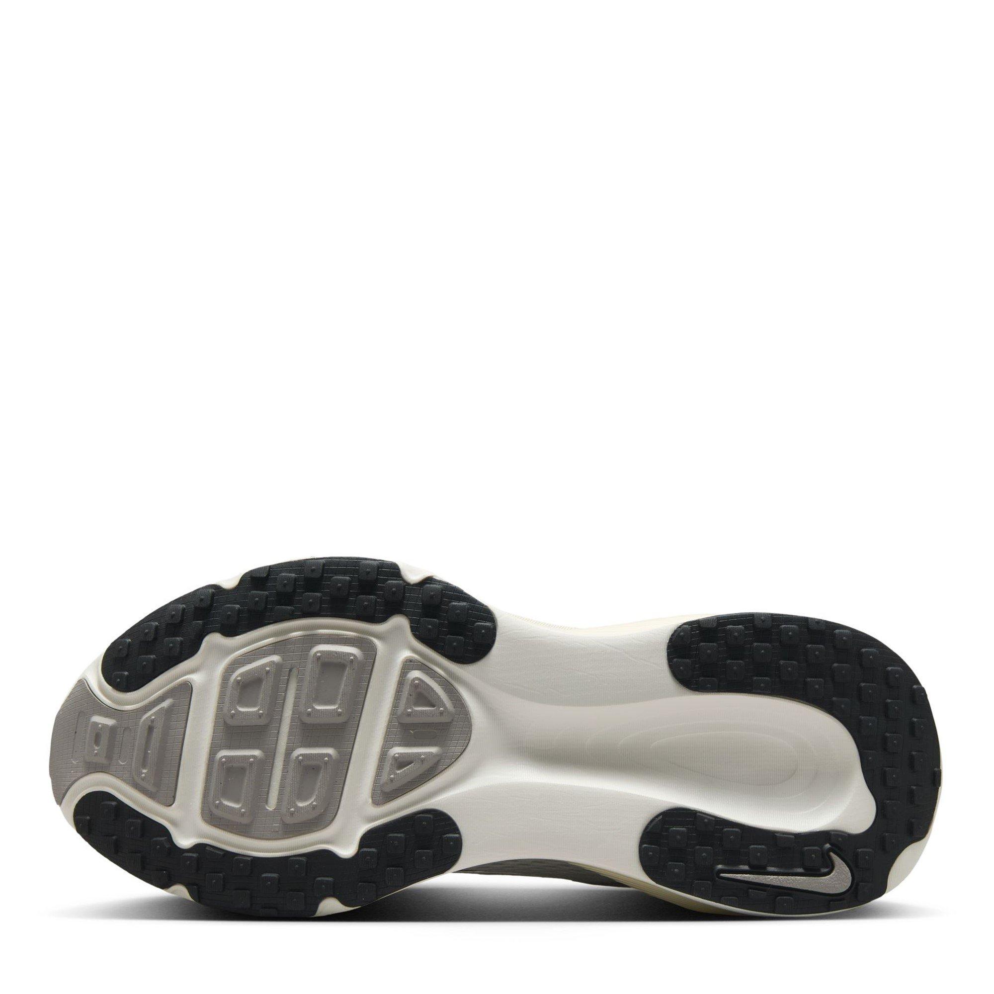 White/Blk-Milk - Nike - Vomero 18 Womens Running Shoes - 3