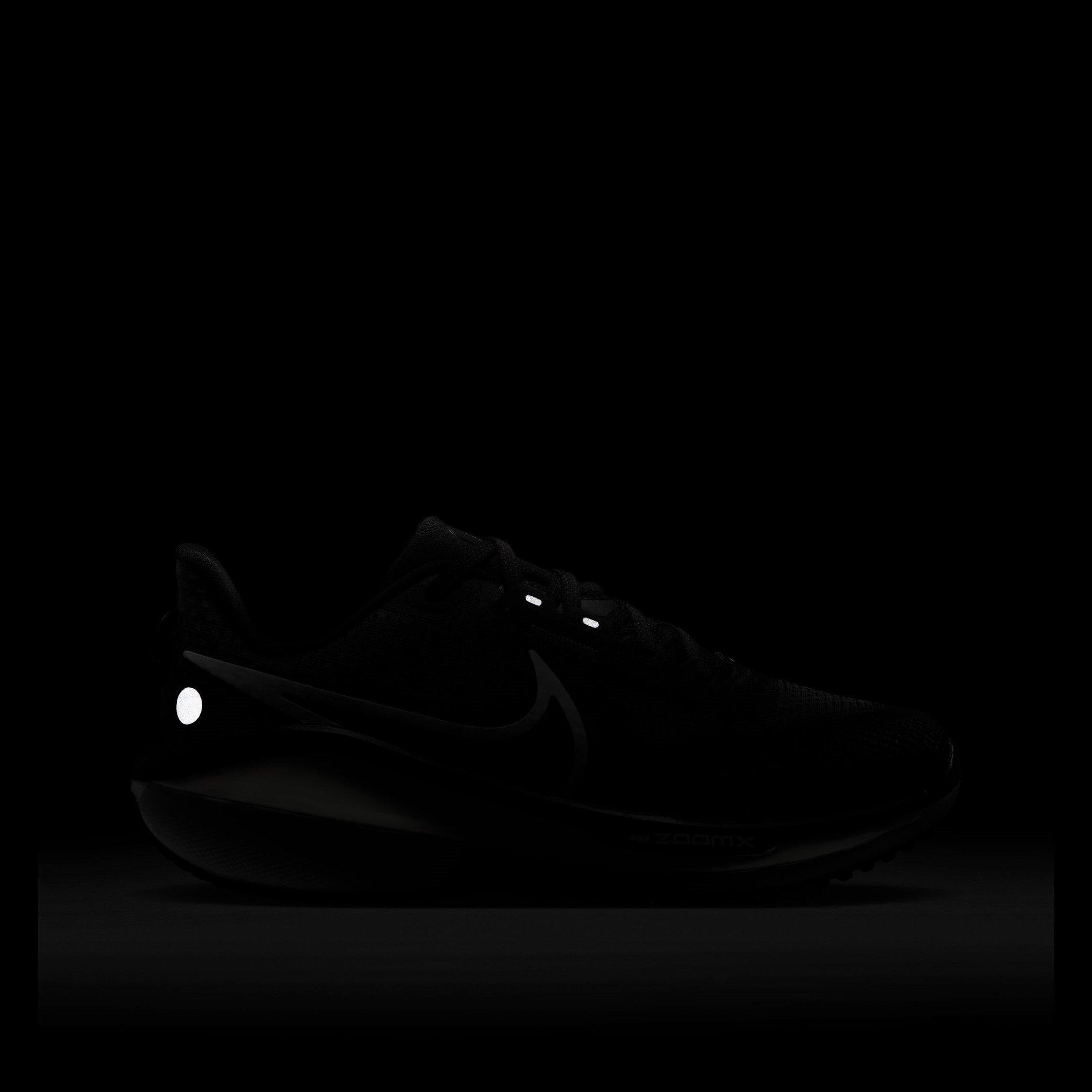 Zwart/Wit - Nike - Vomero 17 Women's Road Running Shoes - 13