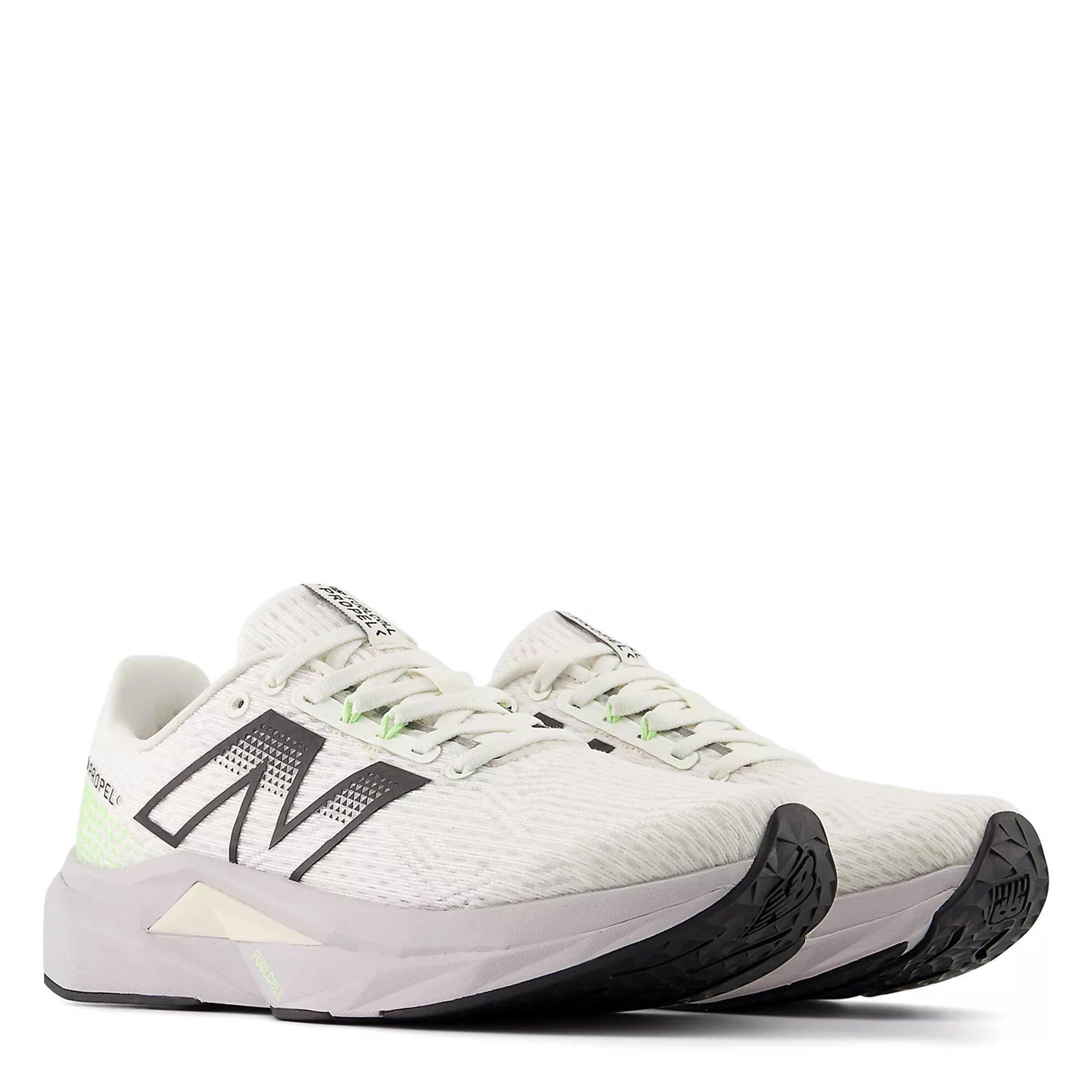 SEA SALT - New Balance - FuelCell Propel v5 Womens Running Shoes - 5