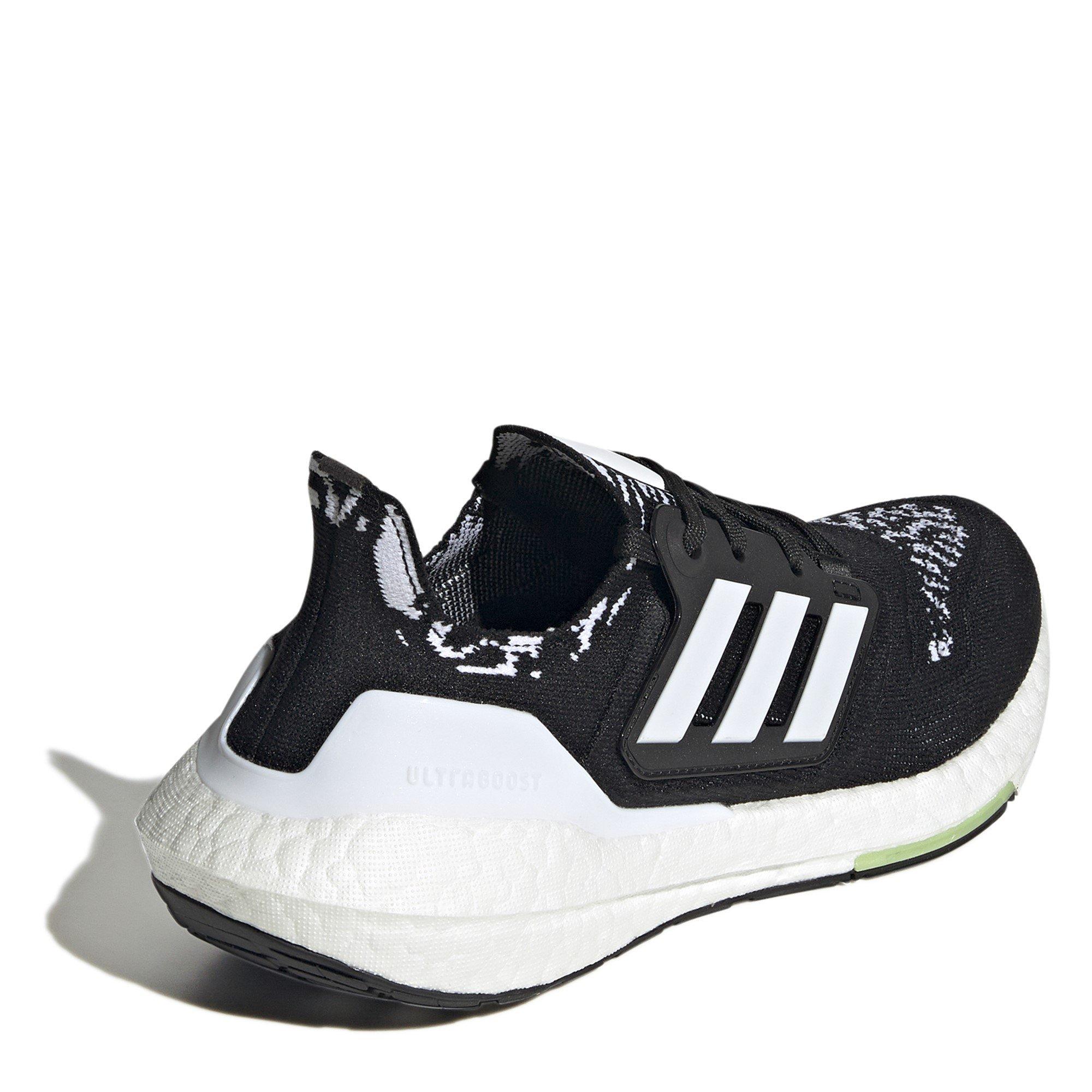 Schwarz/Weiß - adidas - Ultraboost 22 Womens Running Shoes - 4