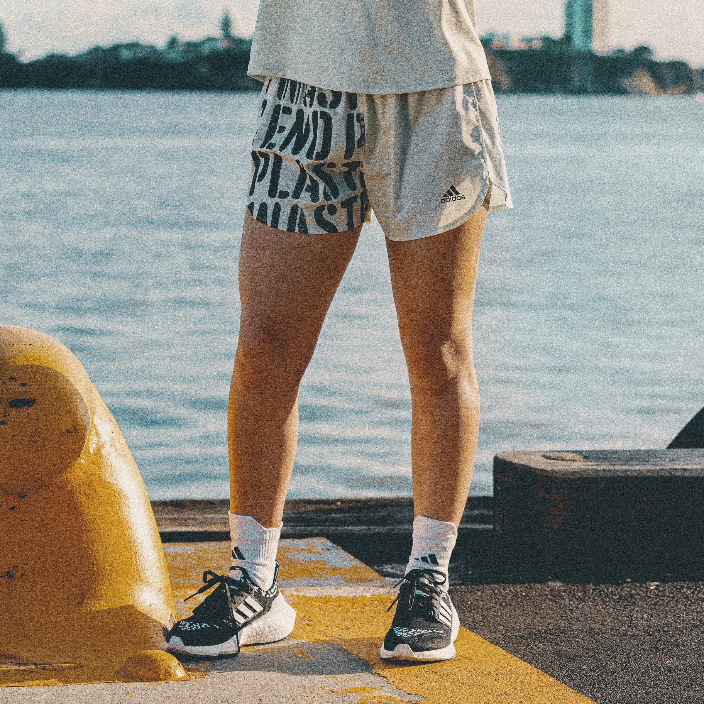Schwarz/Weiß - adidas - Ultraboost 22 Womens Running Shoes - 10