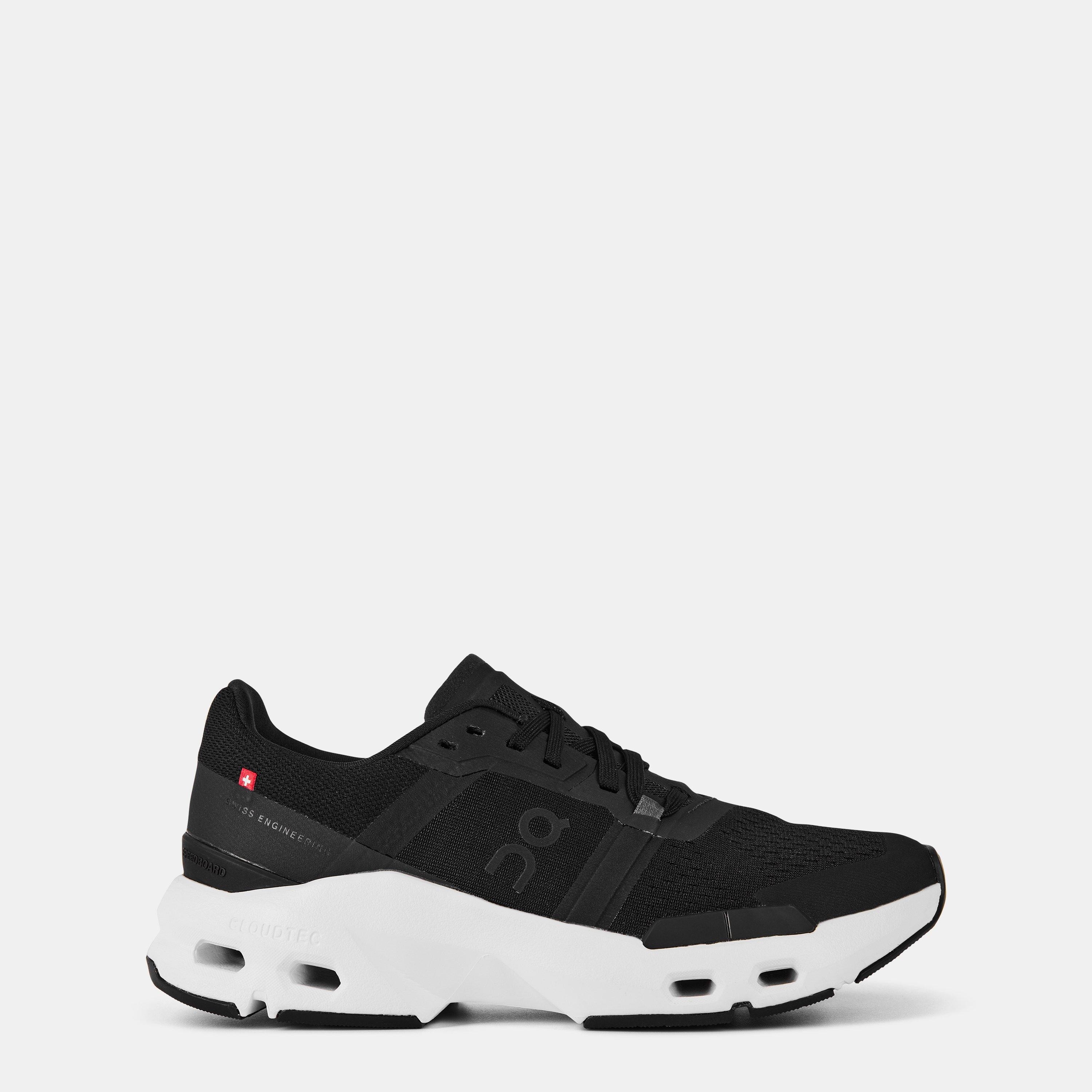 On Womens Cloudpulse Shoes - Black/White - Size 4 (37)