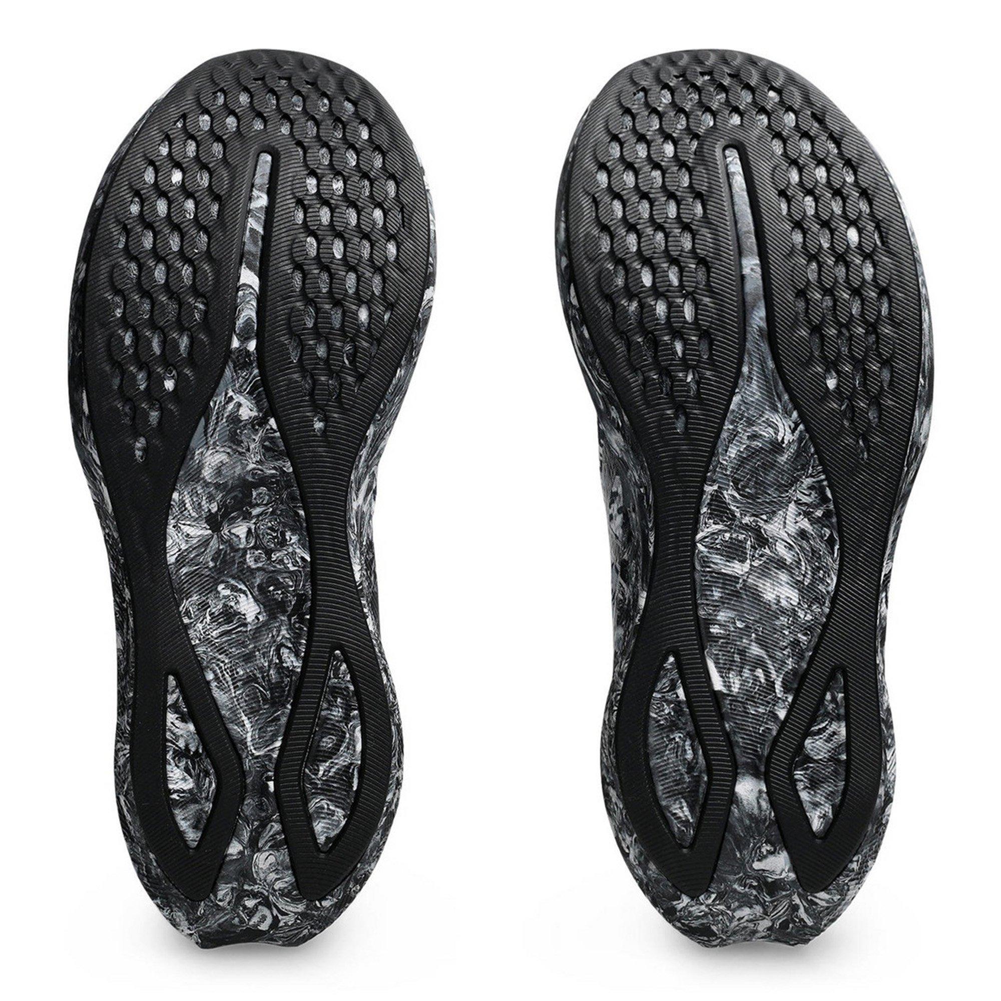 BLACK/WHITE - Asics - Noosa Tri 16 Womens Running Shoes - 4