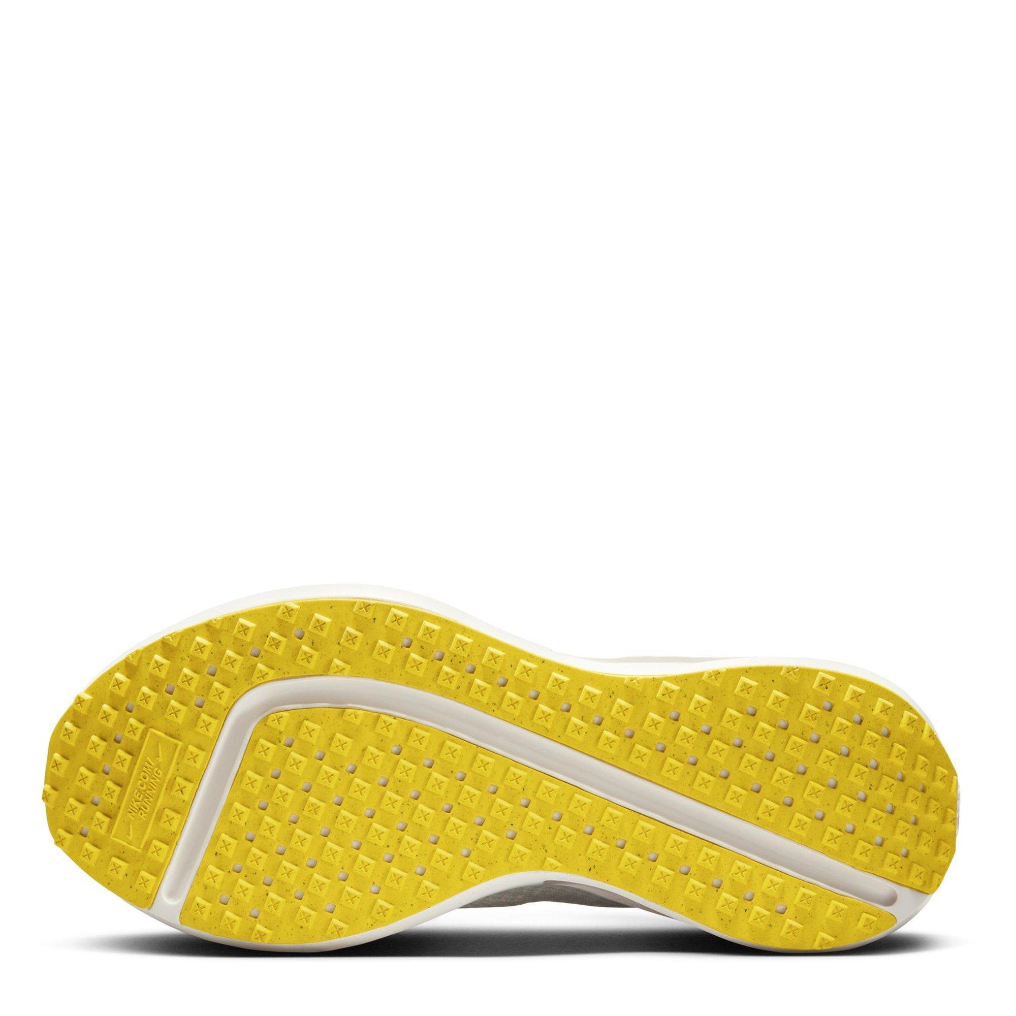 Light Bone - Nike - Interact Run Womens Running Shoes - 3