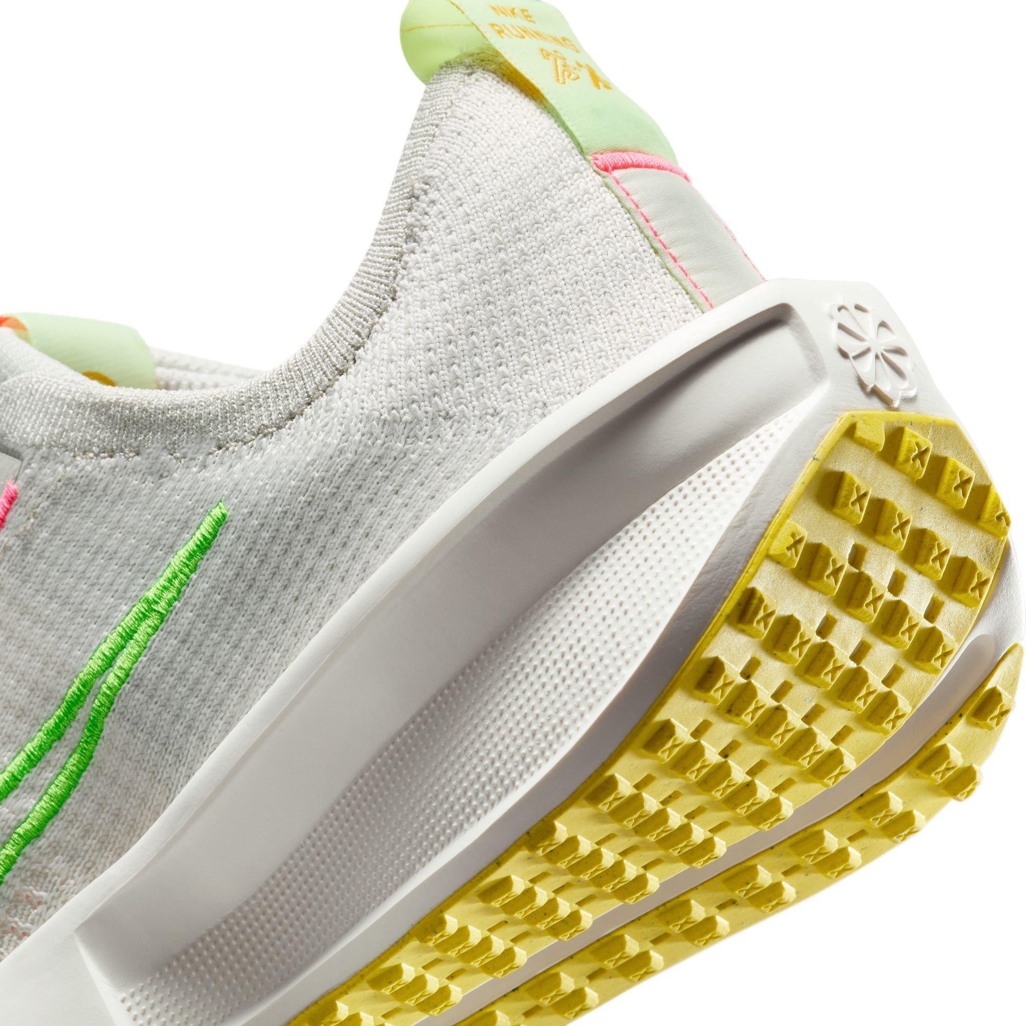 Light Bone - Nike - Interact Run Womens Running Shoes - 8