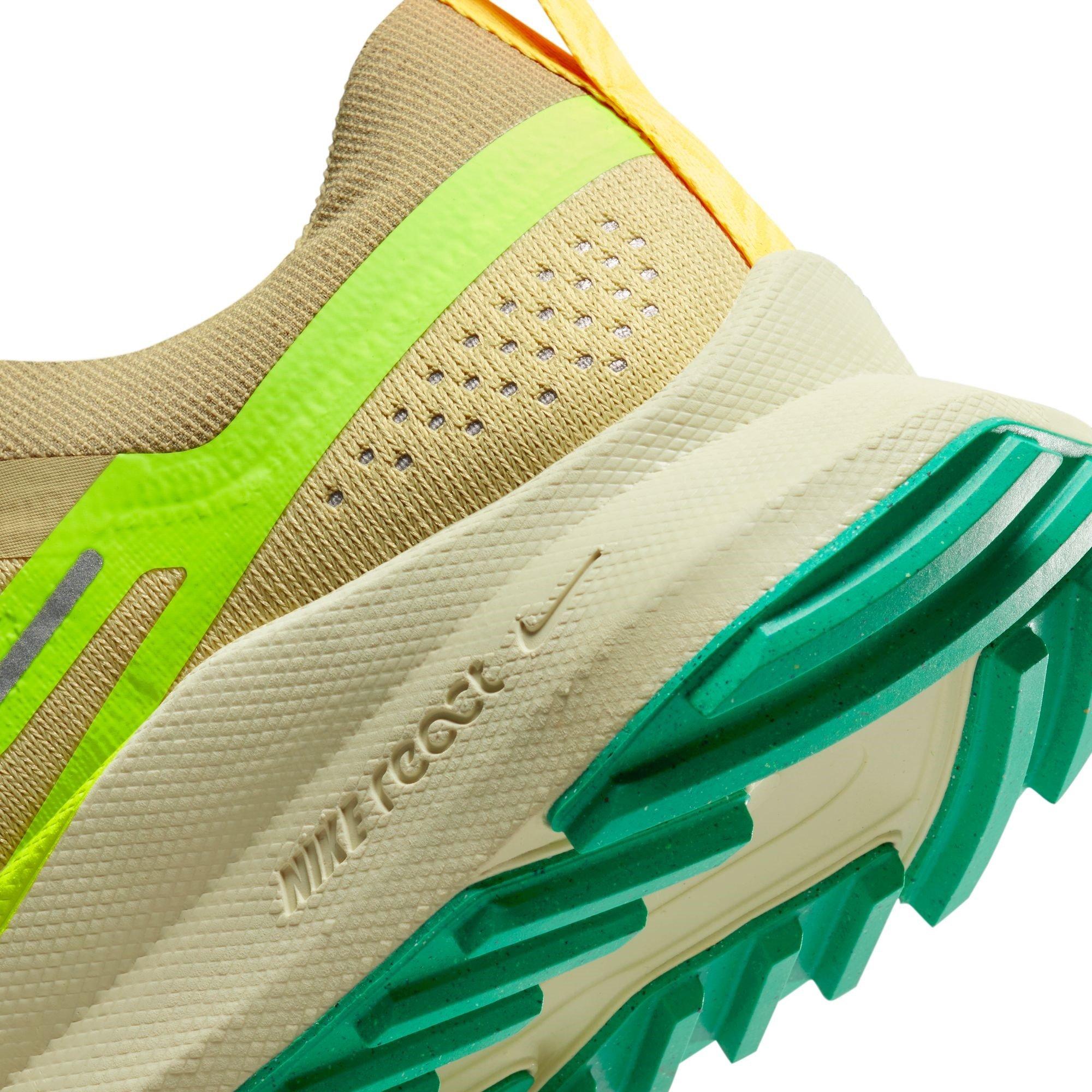 TEAM GOLD/VOLT- - Nike - React Pegasus Trail 4 Women's Trail Running Shoes - 8