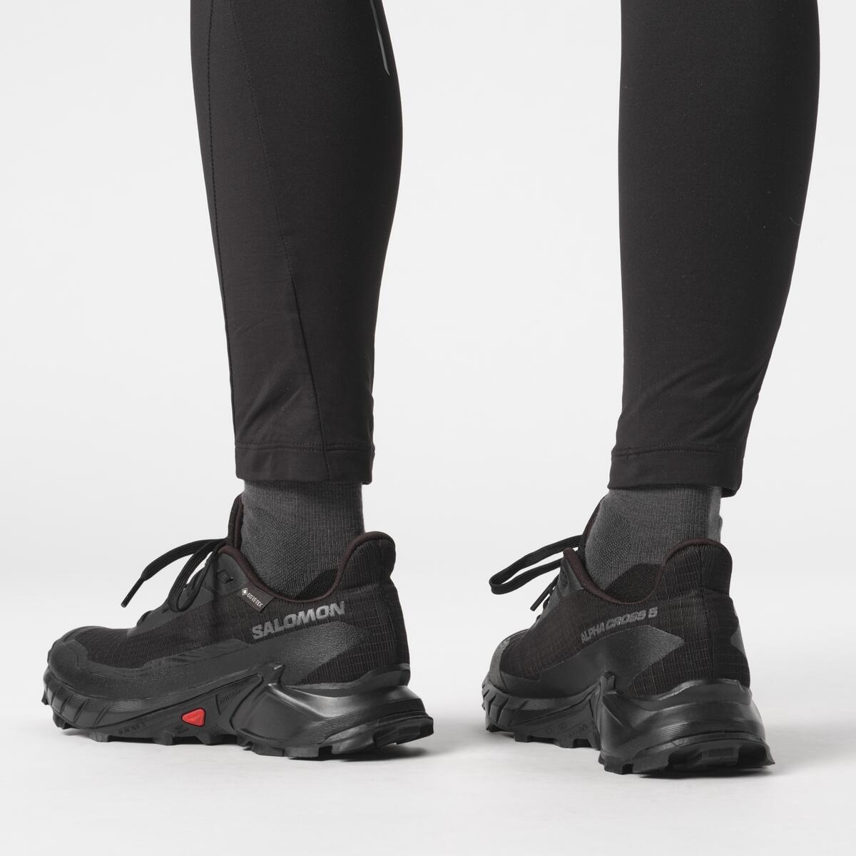 Black/Black - Salomon - Alphacross 5 GTX Women's Running Shoes - 8