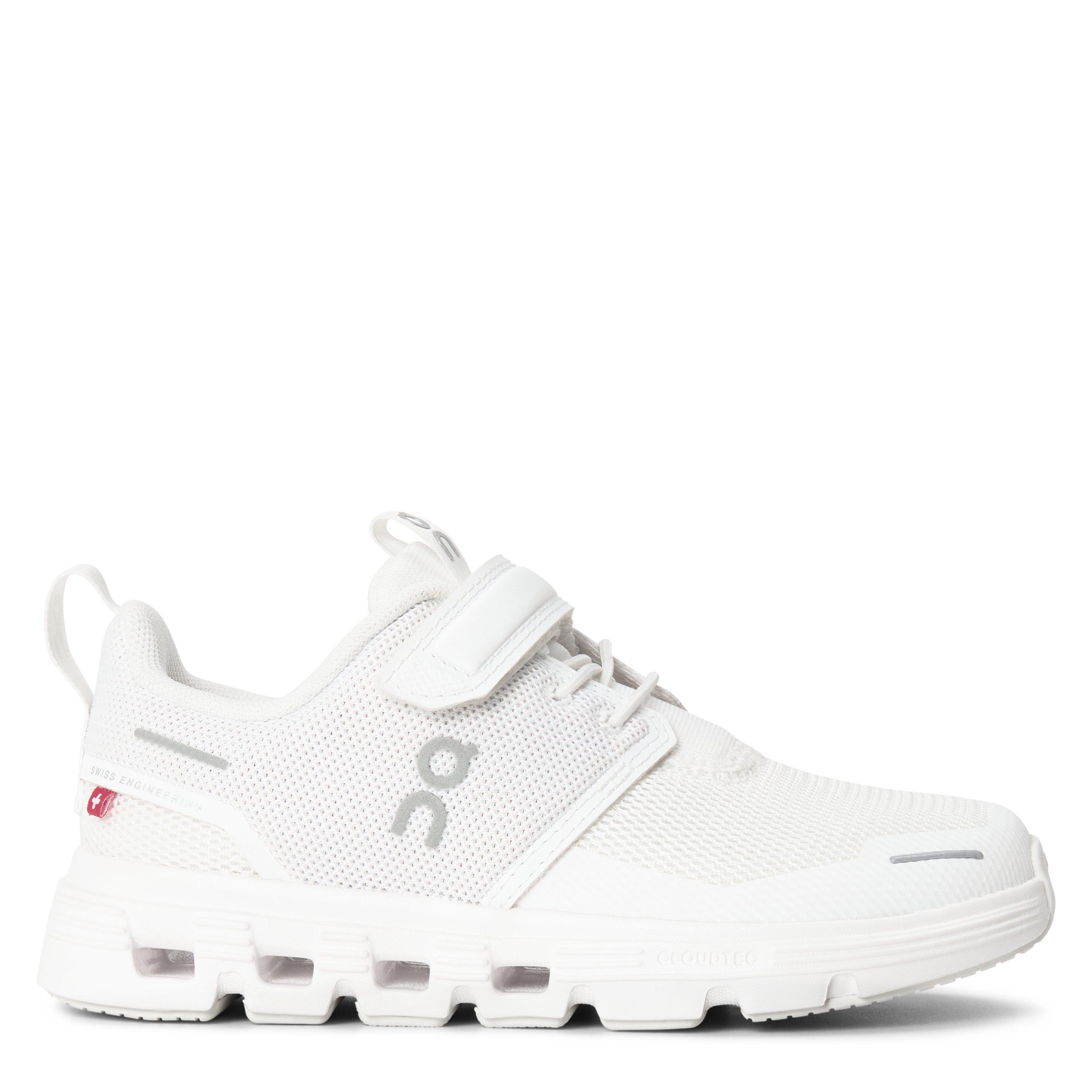 On Childrens Cloud Play Shoes - White/White - Size 2 (34)