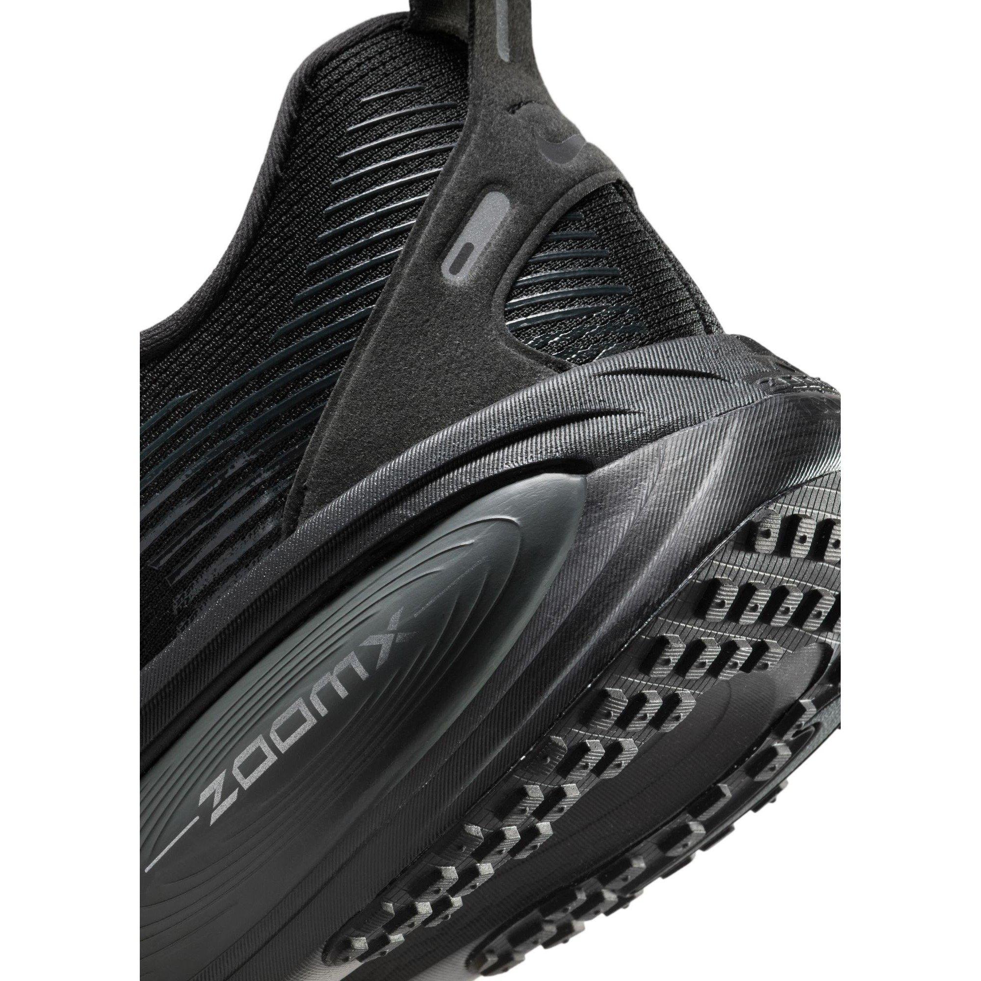 BLACK - Nike - Men's Vomero 18 Road Running Shoes - 4