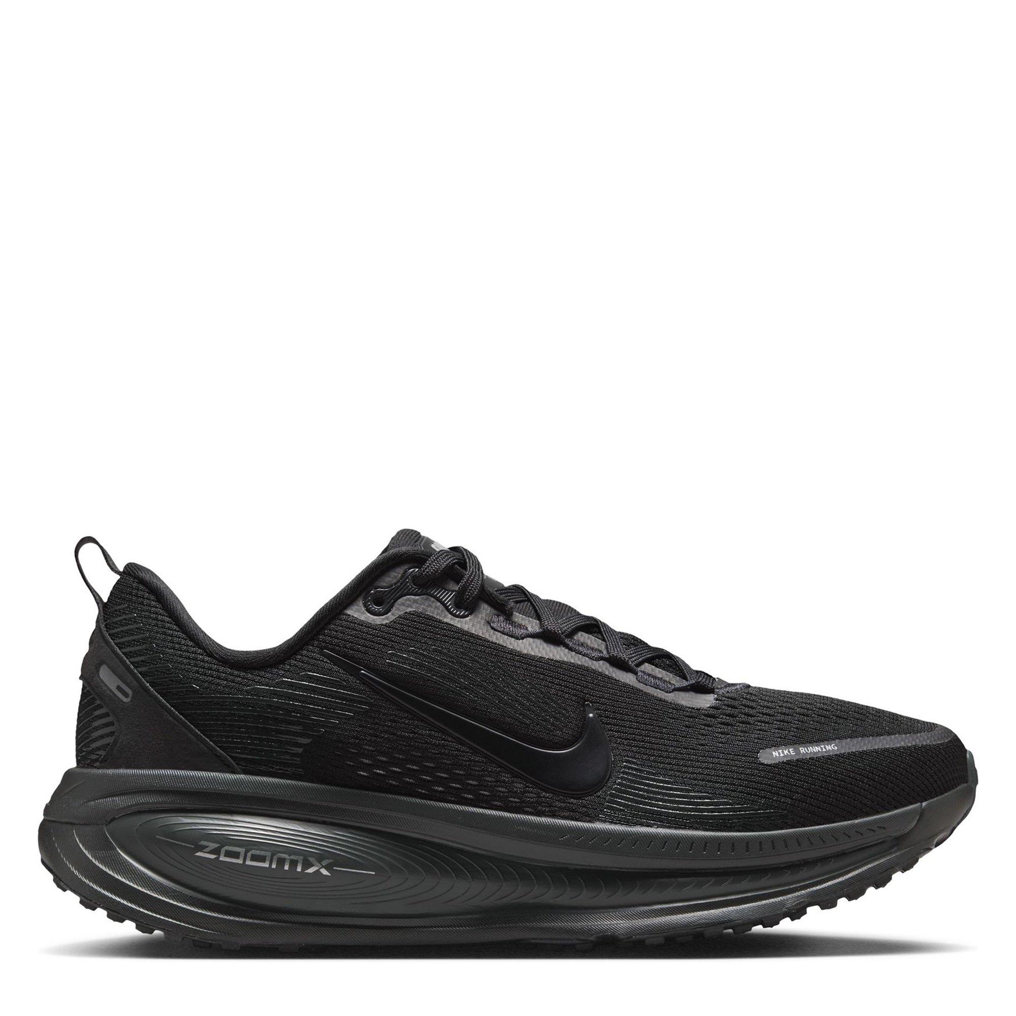 BLACK - Nike - Vomero 18