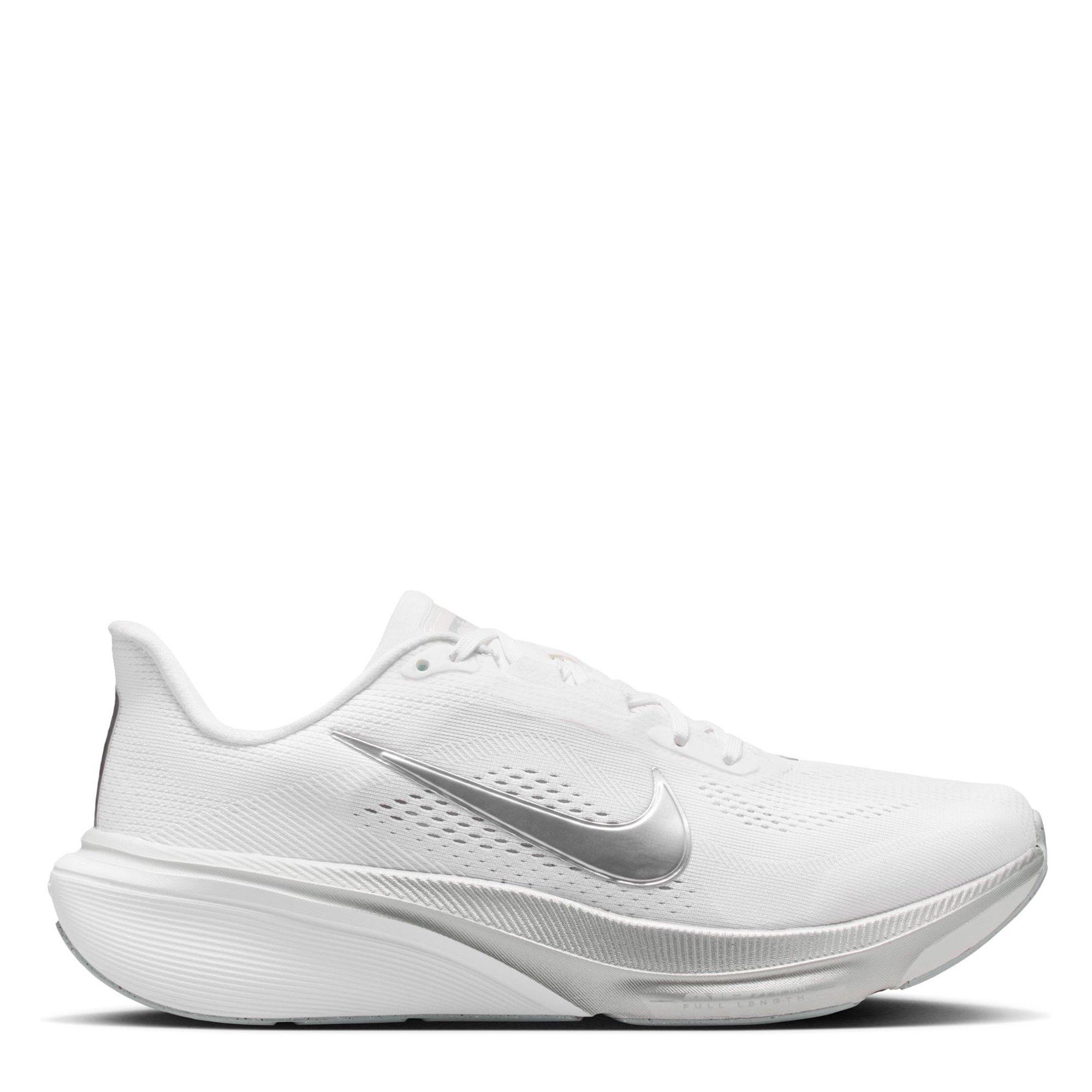WHITE AND OTHER - Nike - Pegasus 42
