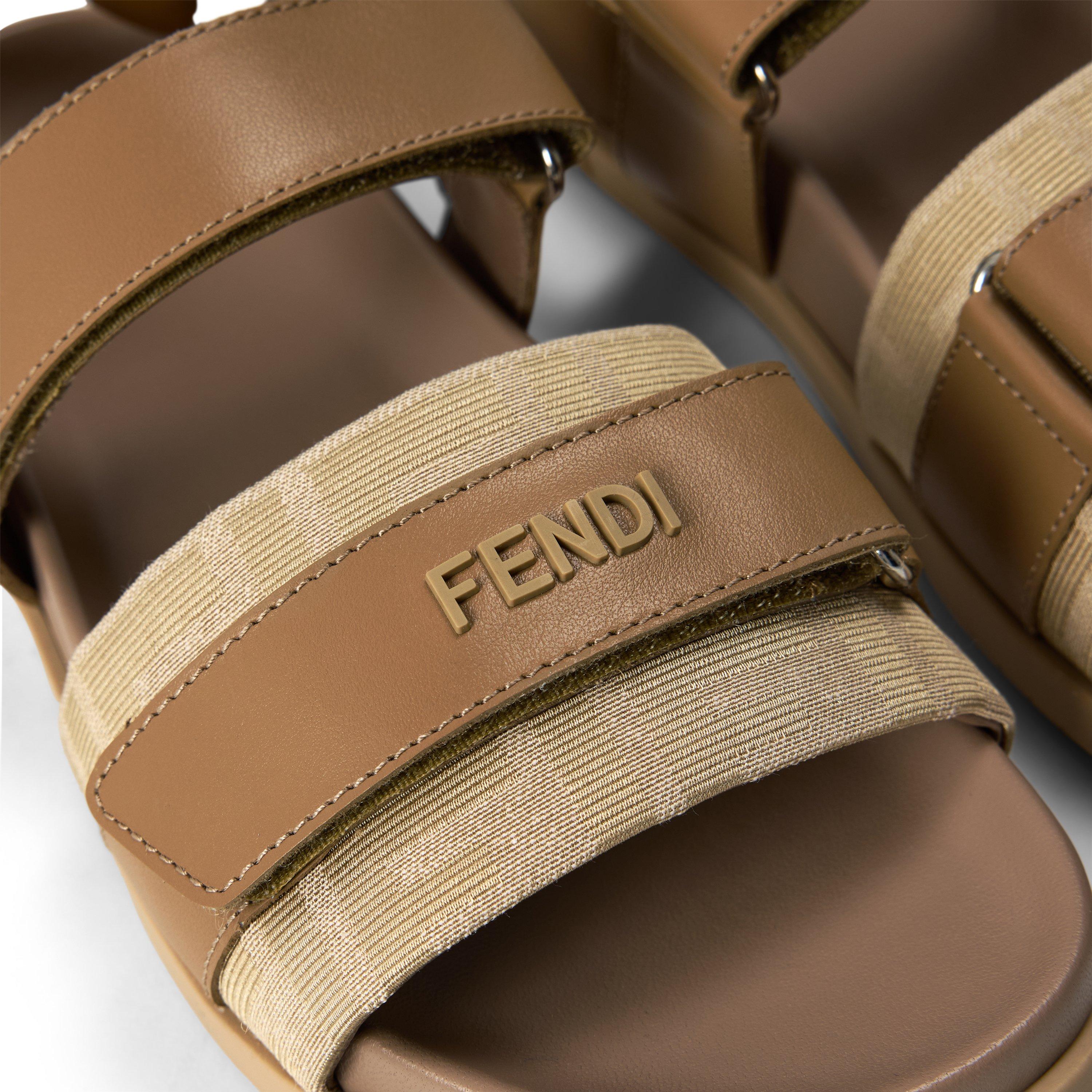 Beige F1V9N - Fendi - Kids' Flat Sandals - 3