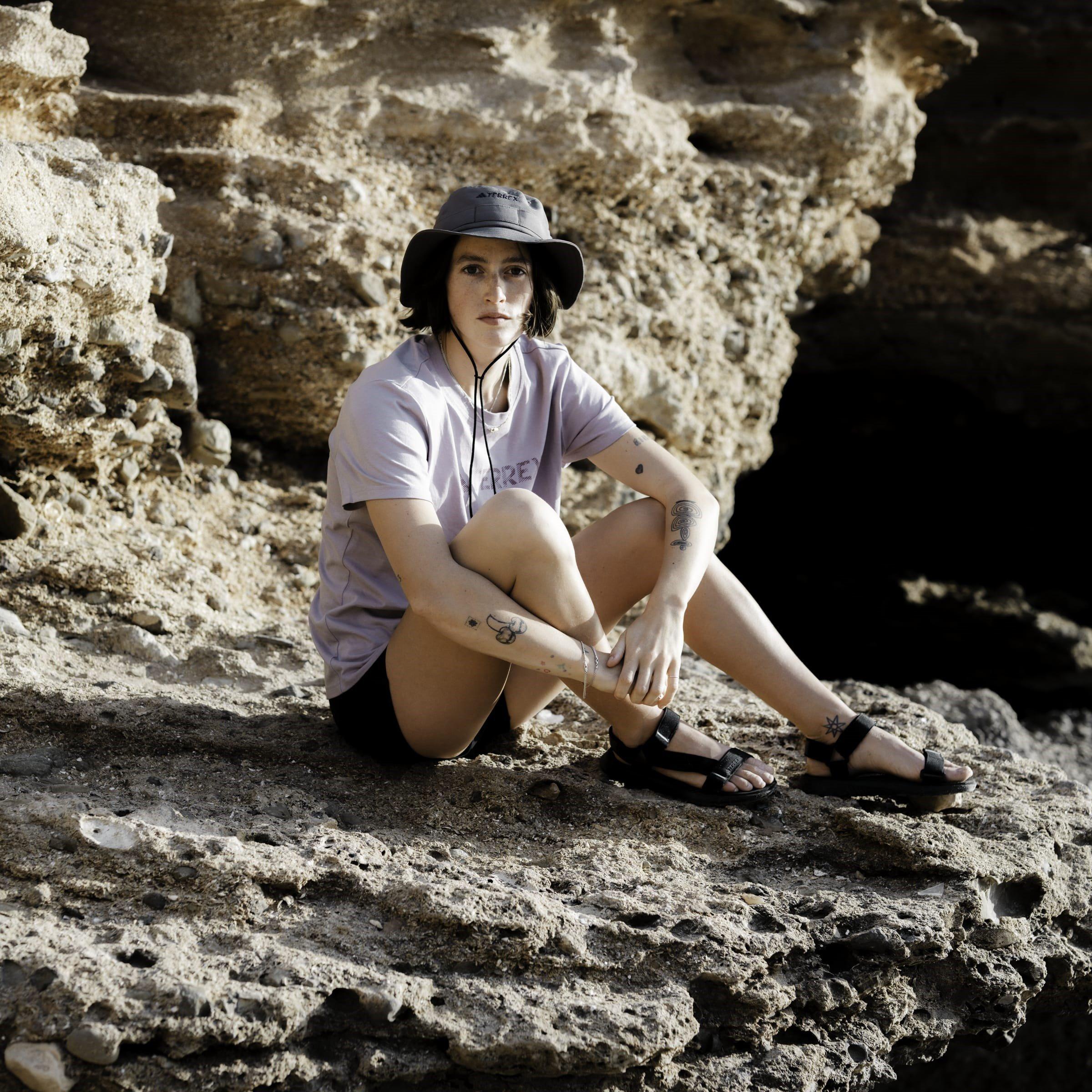 Crna/Crna/Siva - adidas - Terrex Hydroterra Light Walking Sandals Juniors - 15