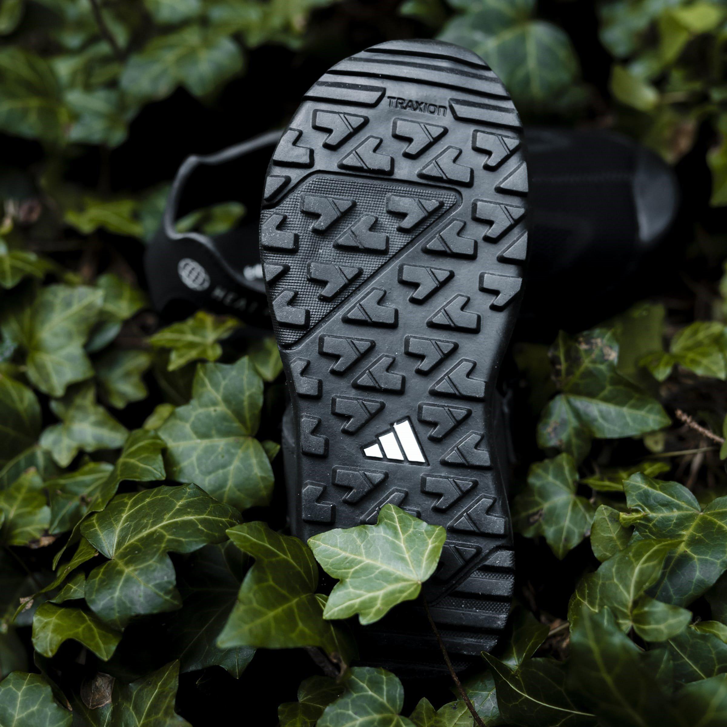 Core Black - adidas - Terrex Captain Toey 2.0 K Walking Sandals Boys - 11