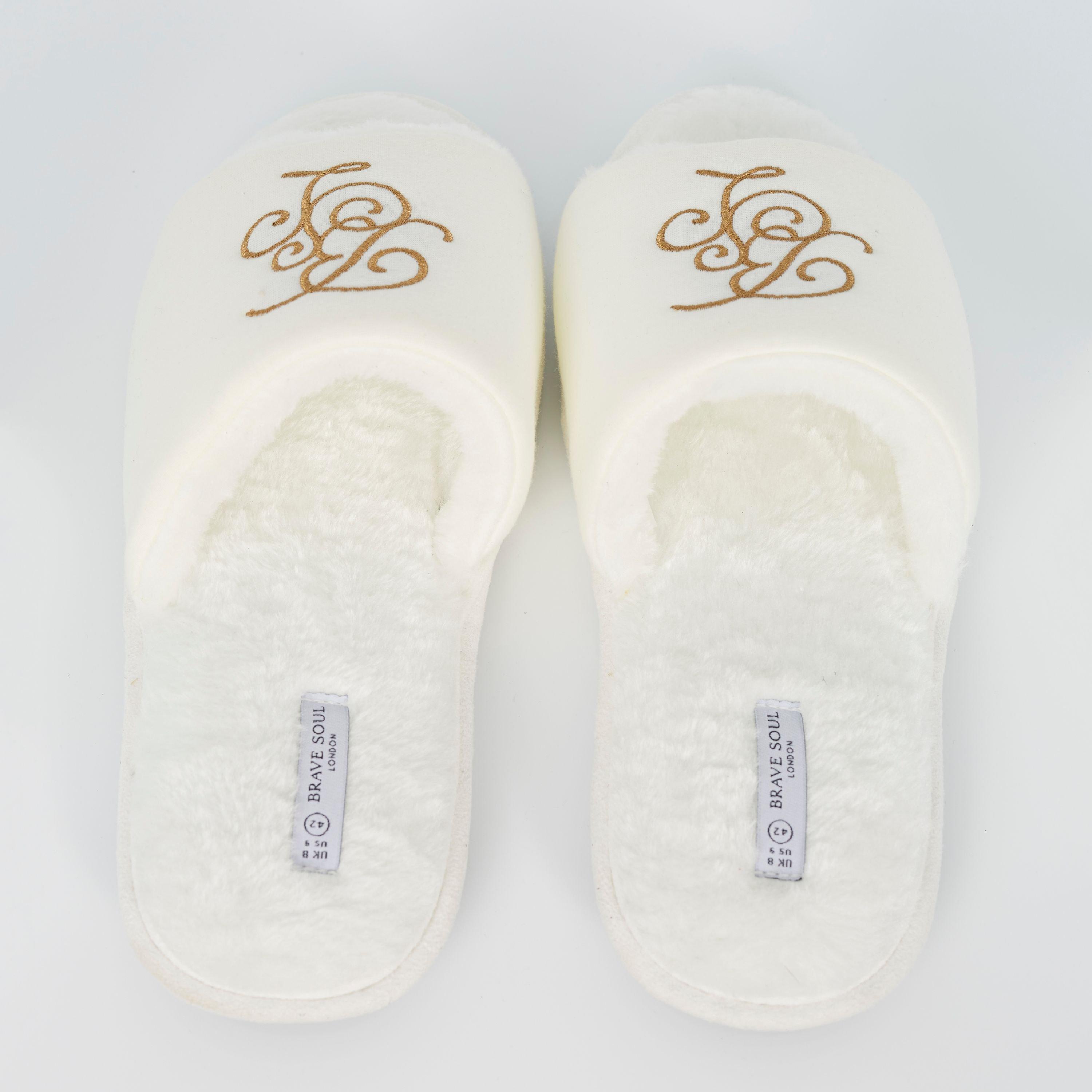 White - Brave Soul - Mens Open Toe Emboridered Logo Slipper - 5