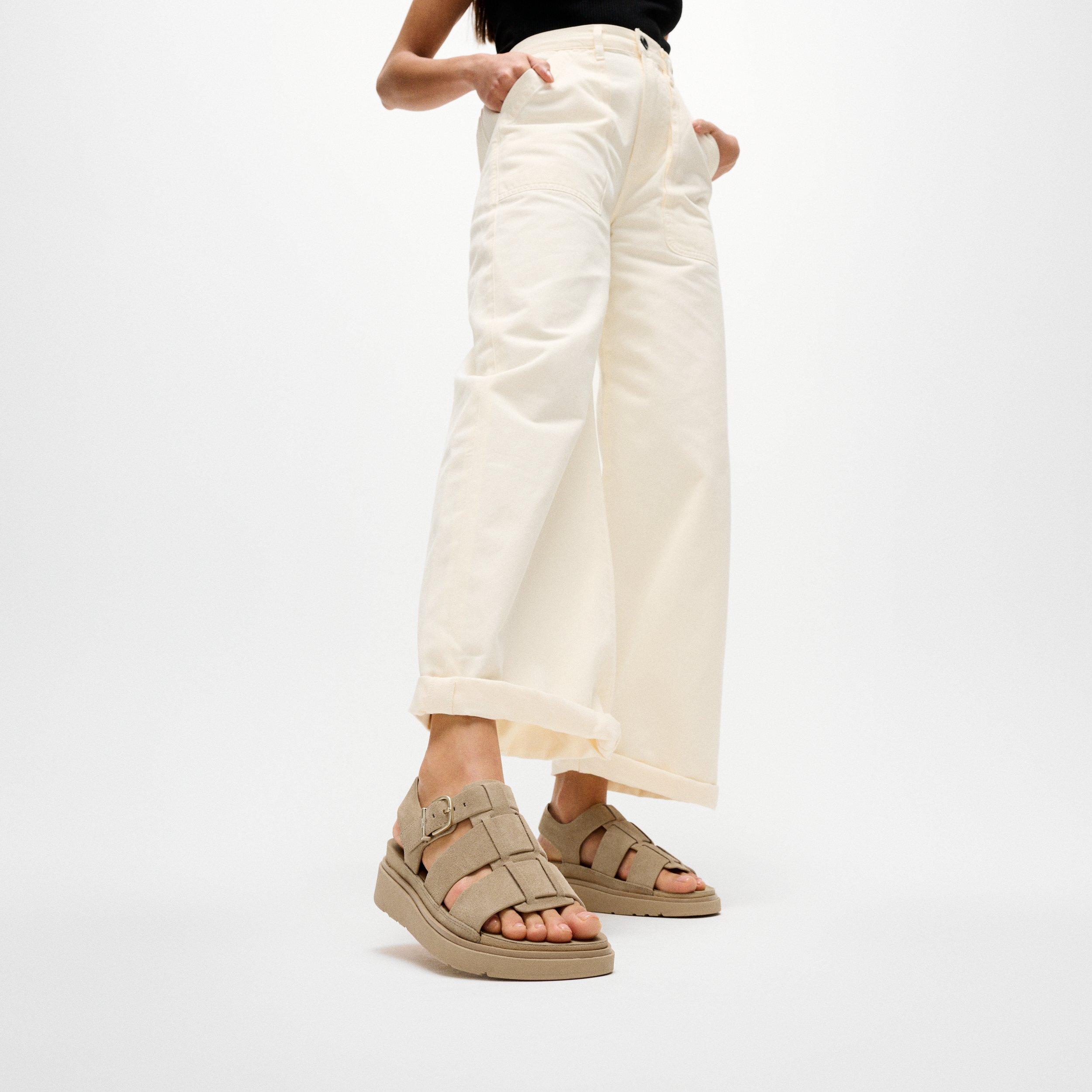 Suede Cappuccno - FitFlop - Gen-FF Fisherman Sandals - 2