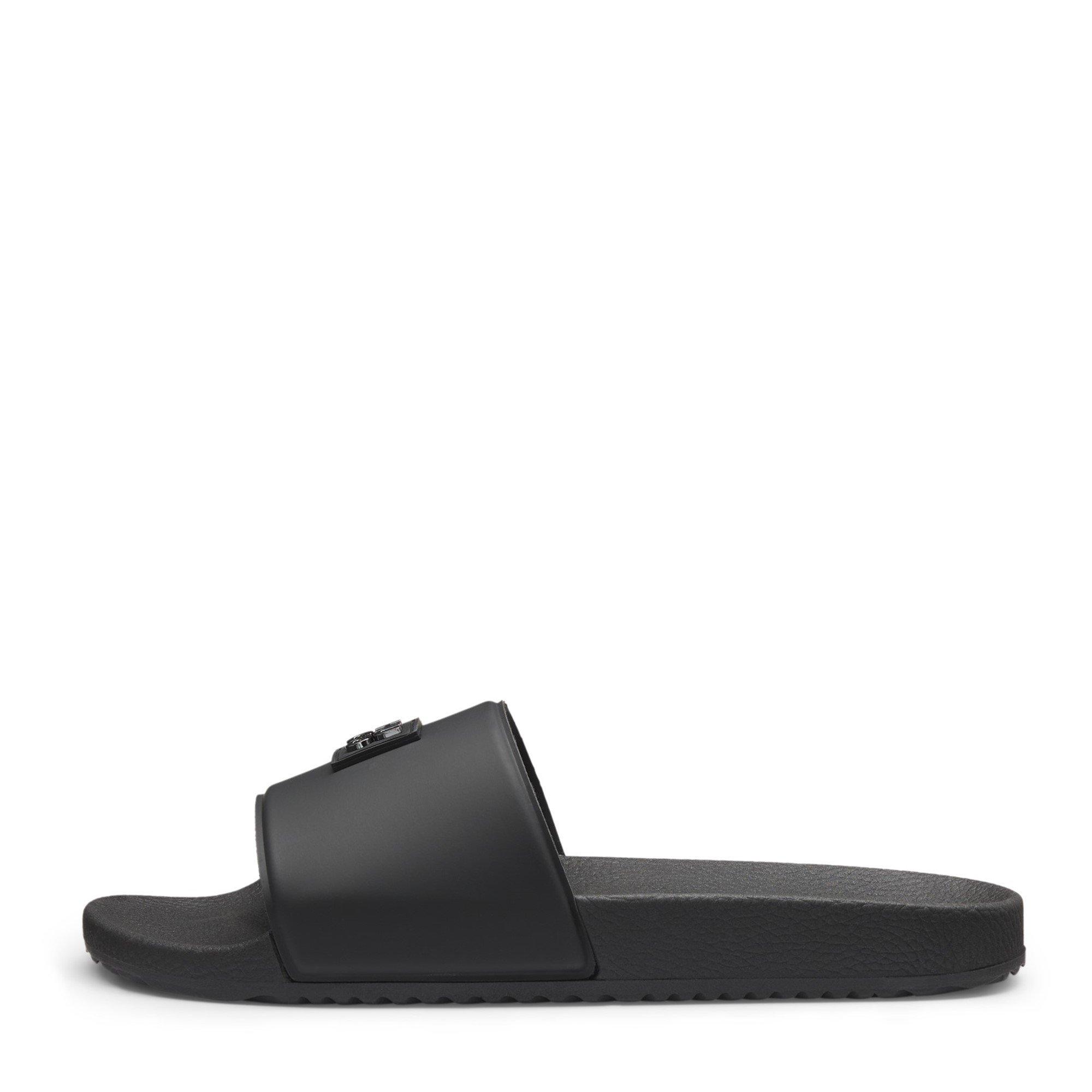 Black 001 - Hugo - Logo Slides - 2
