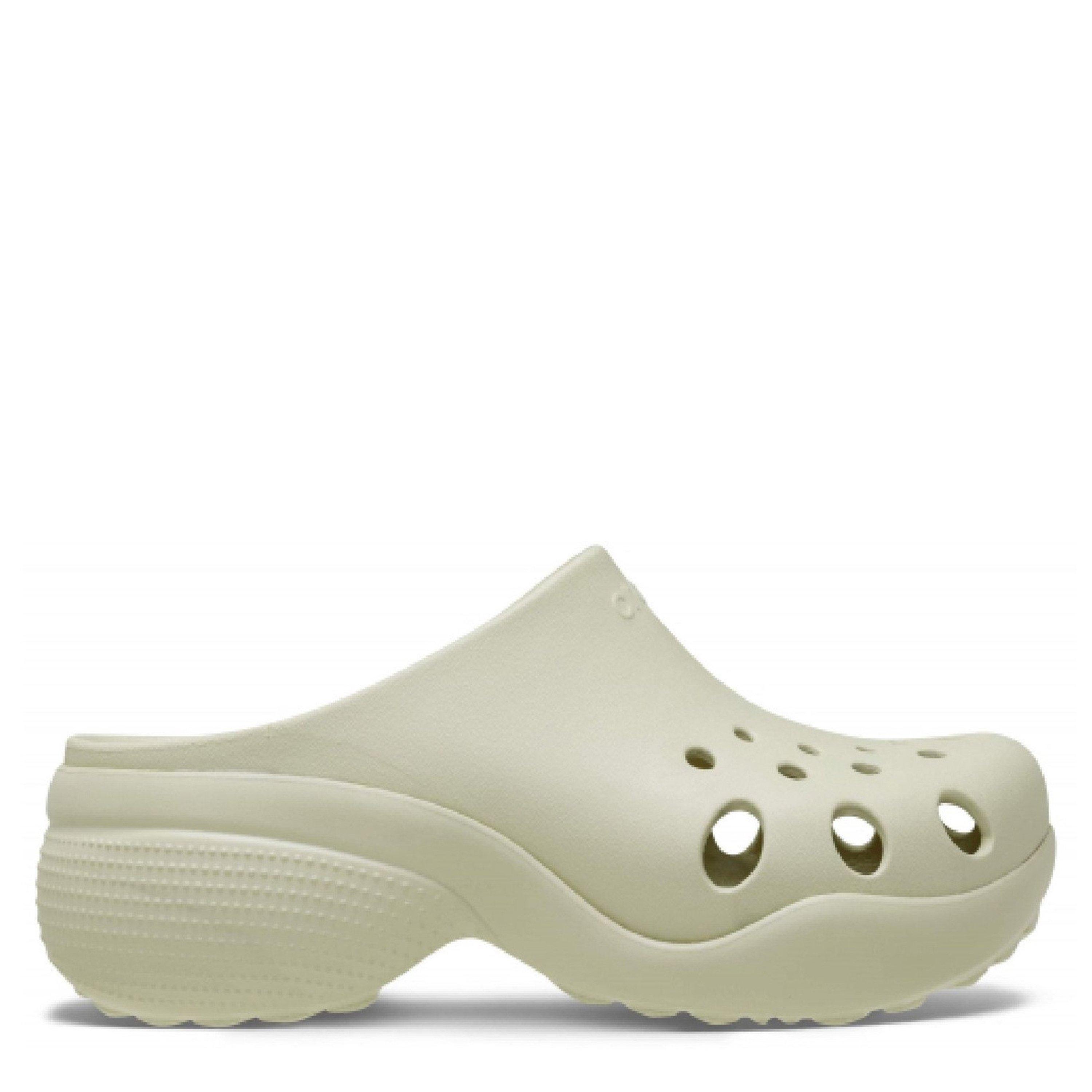 Hueso - Crocs - Women's Aura Clogs - 1