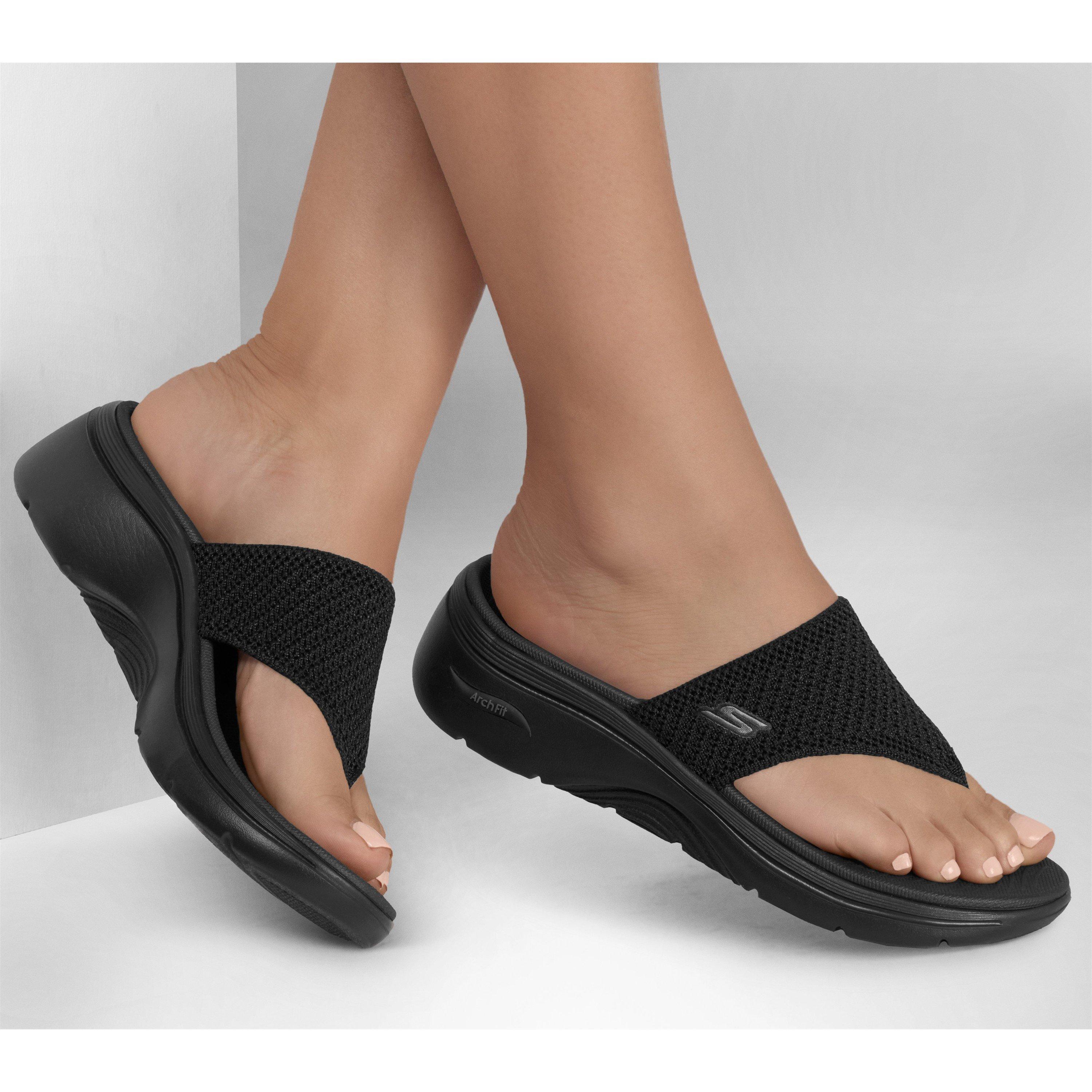 Black - Skechers - Go Walk Arch Fit 2.0 Sandal Flat Sandals Womens - 3