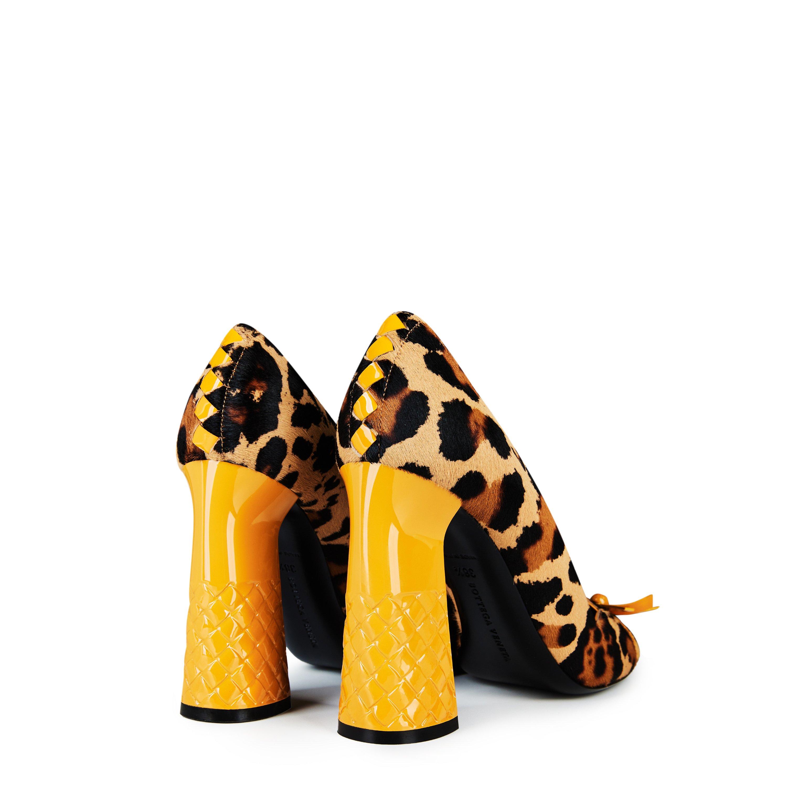 Champignon/Gold - Bottega Veneta - Women's Pool Shoes - 4