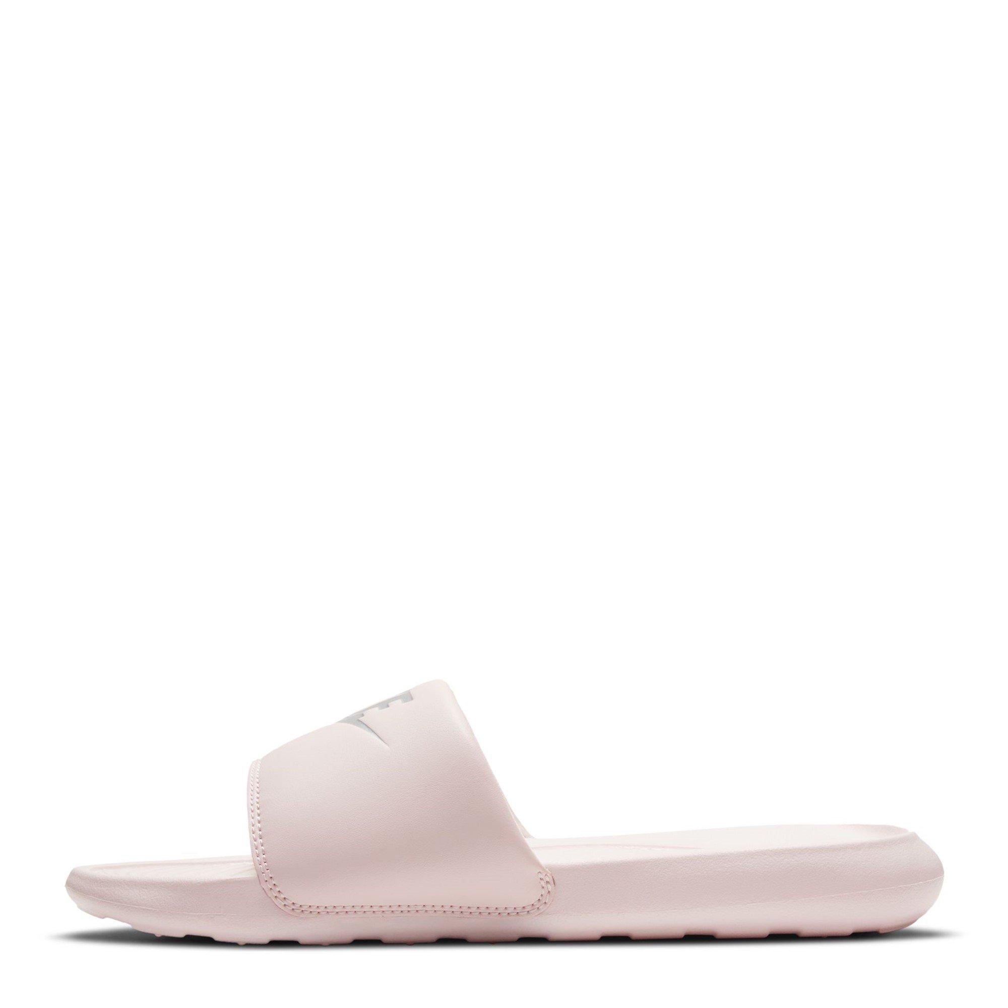 Rose/Métallique - Nike - Victori One Womens Slides - 2