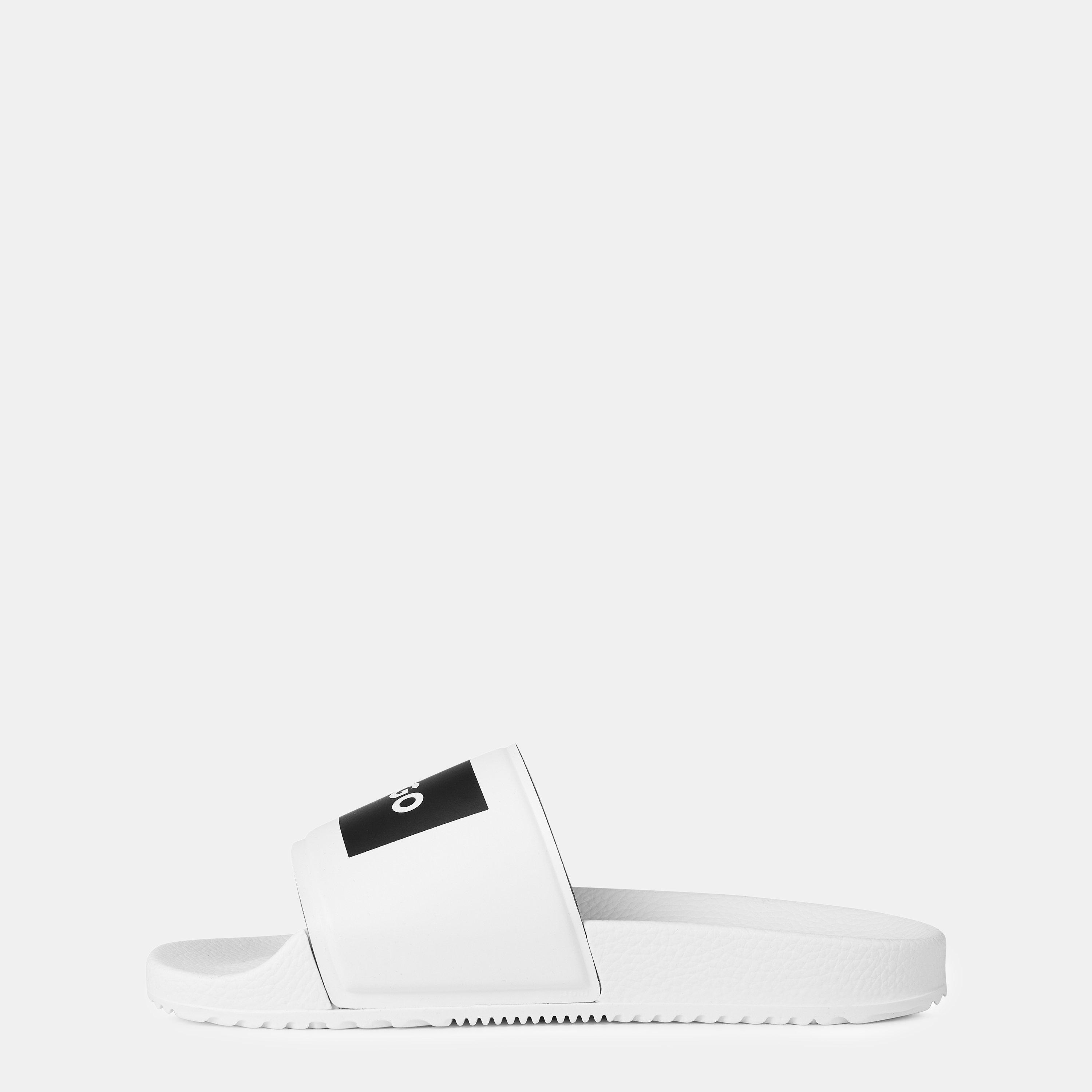 White/Black - Hugo - Time in Sliders - 2