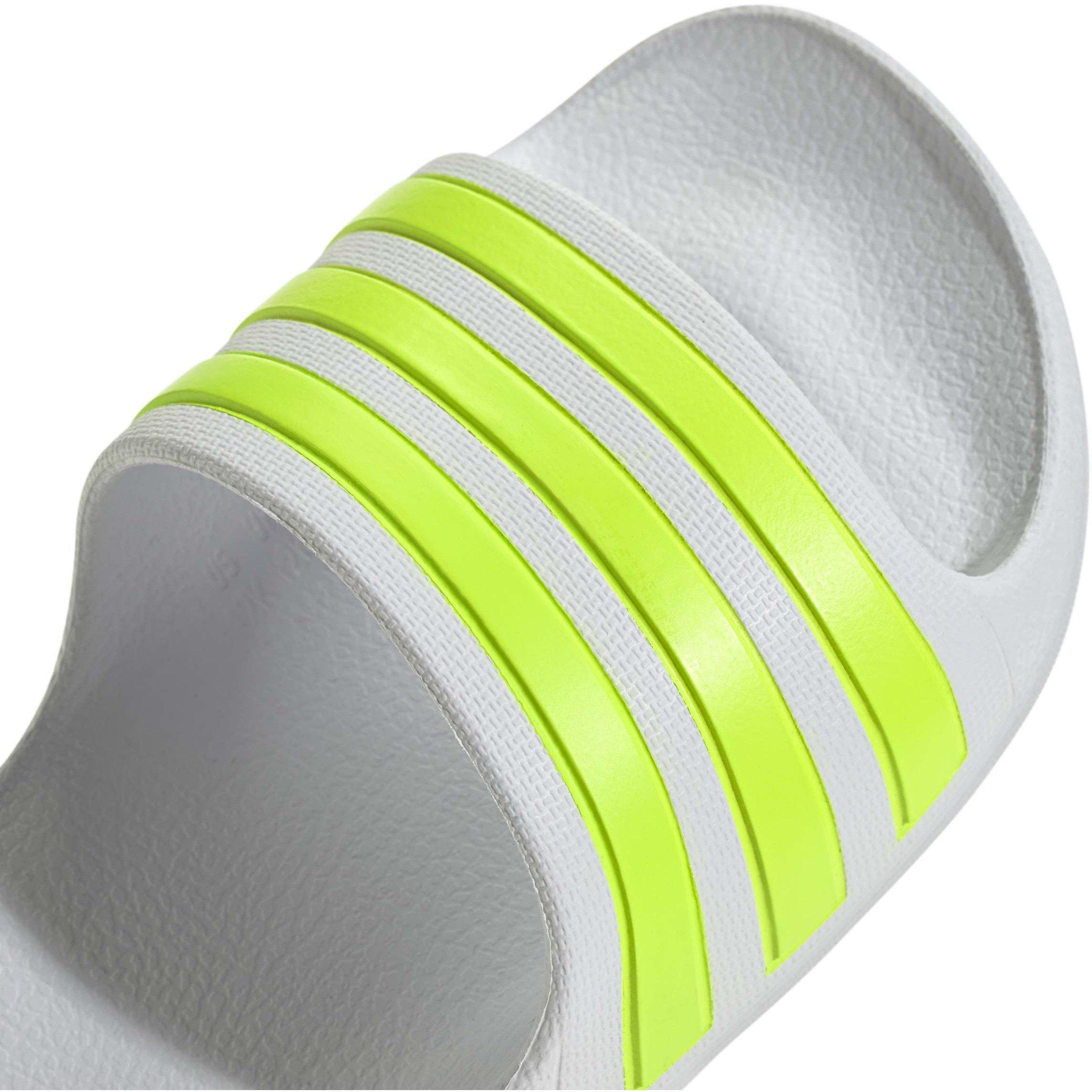 Ftwr White/Sola - adidas - Adidas Adilette Aqua Jn99 - 7