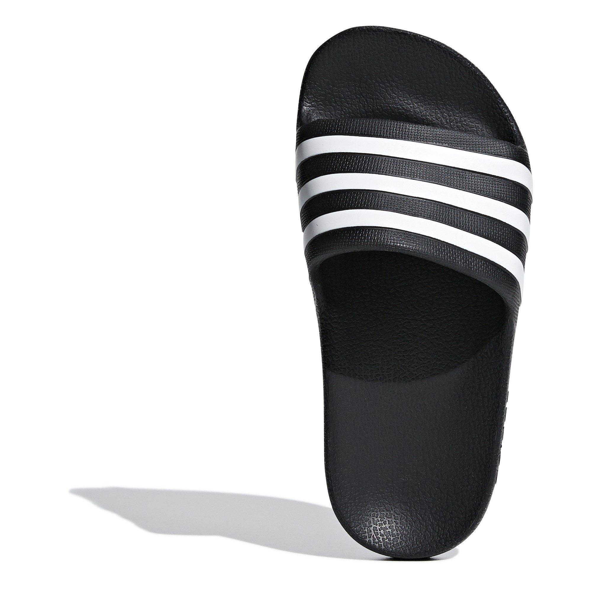 CBLACK/FTWWHT - adidas - Adilette Sliders Junior Boys - 5