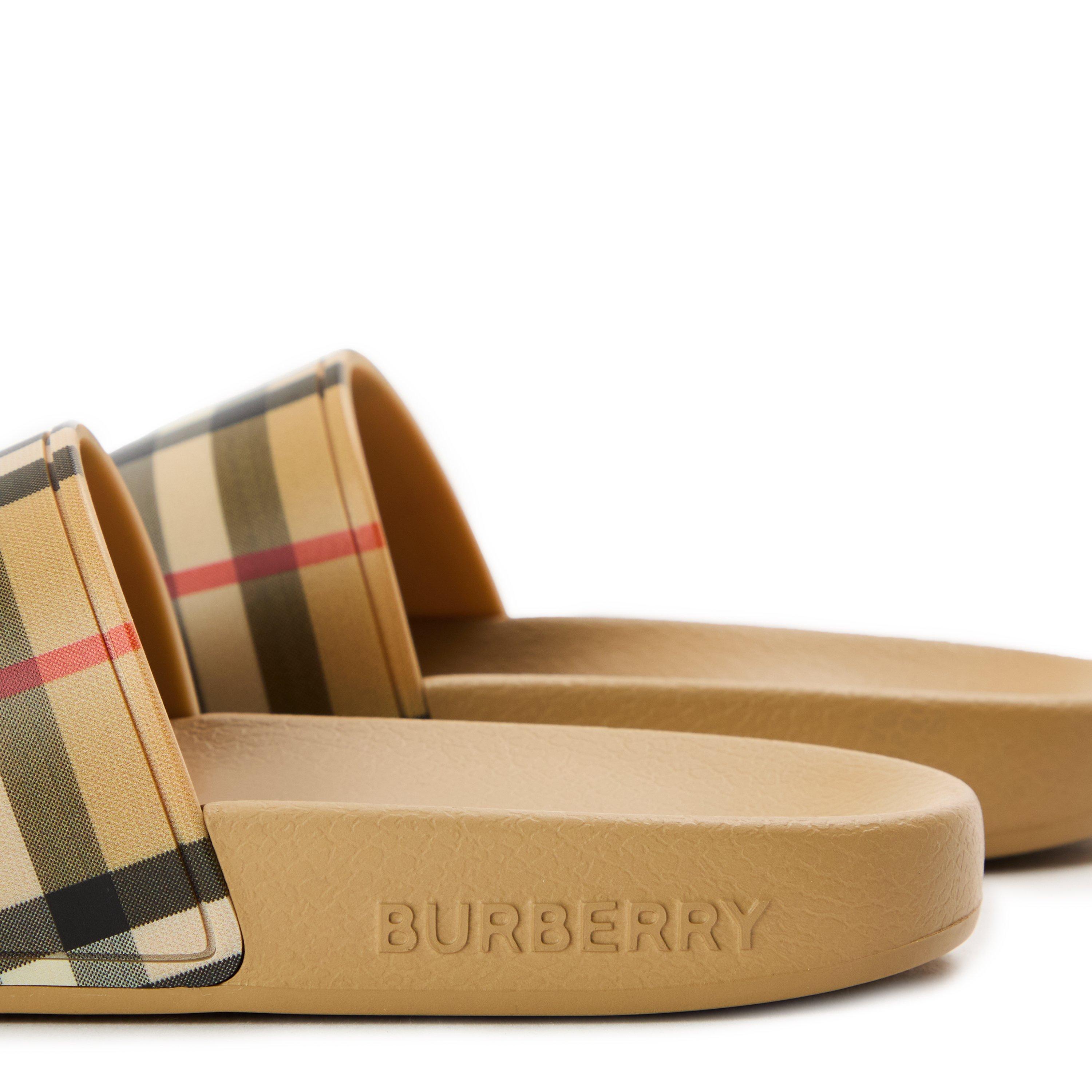 Sand Chk B9368 - Burberry - Burb Furley Sildes Jn62 - 3