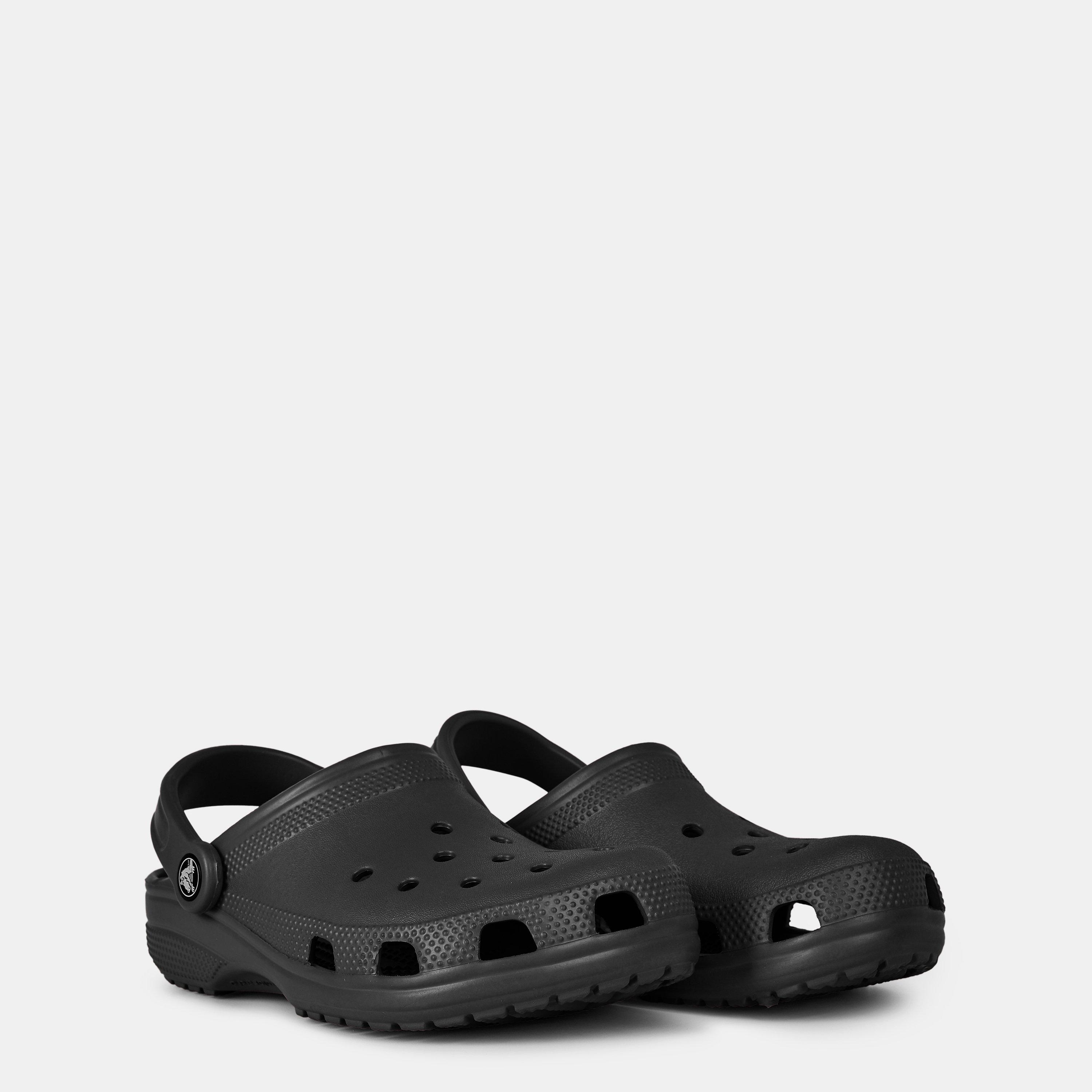 Black 001 - Crocs - Crocs Classic Clog Womens - 4