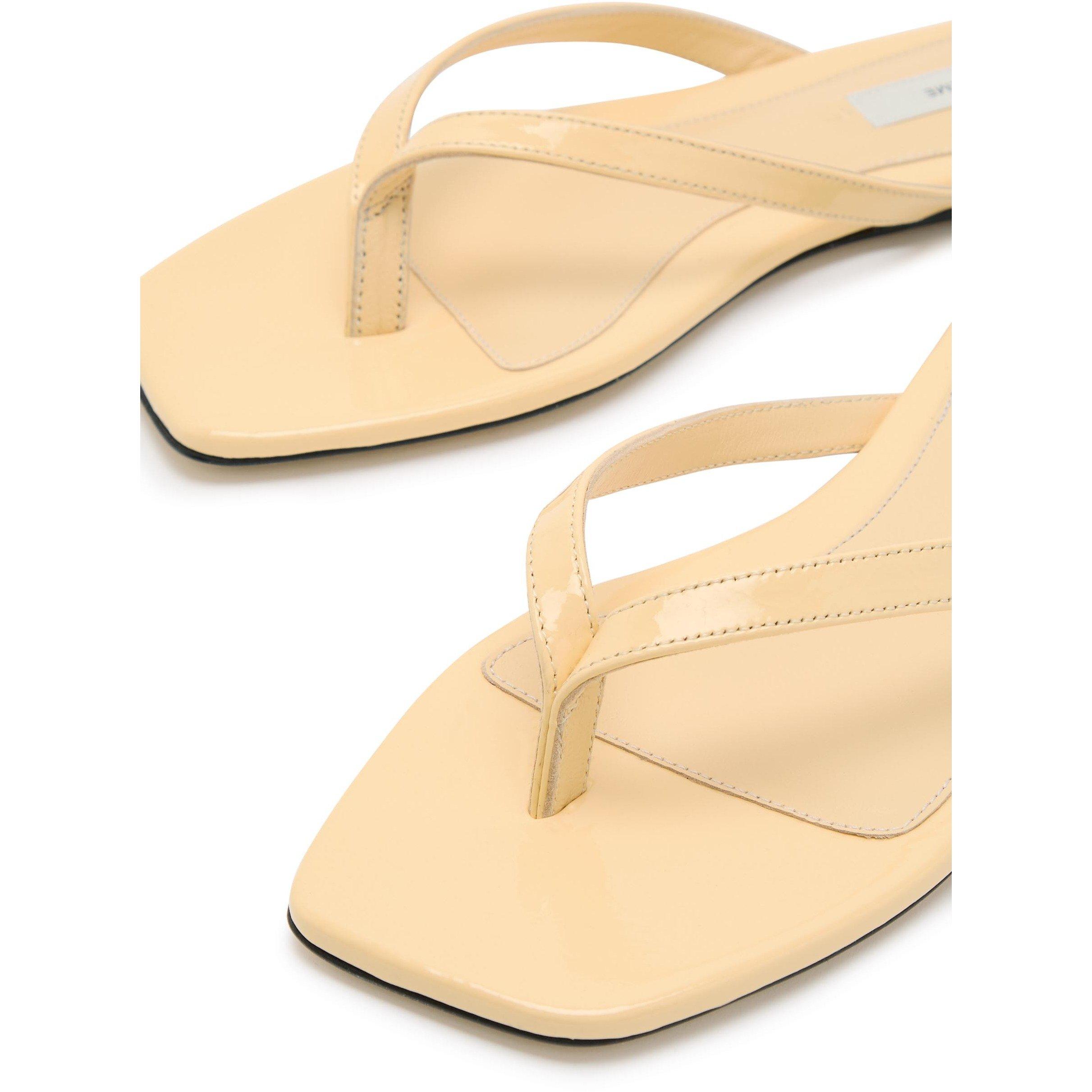 YELLOW - Toteme - Women's Patent Leather Flip Flops - 5
