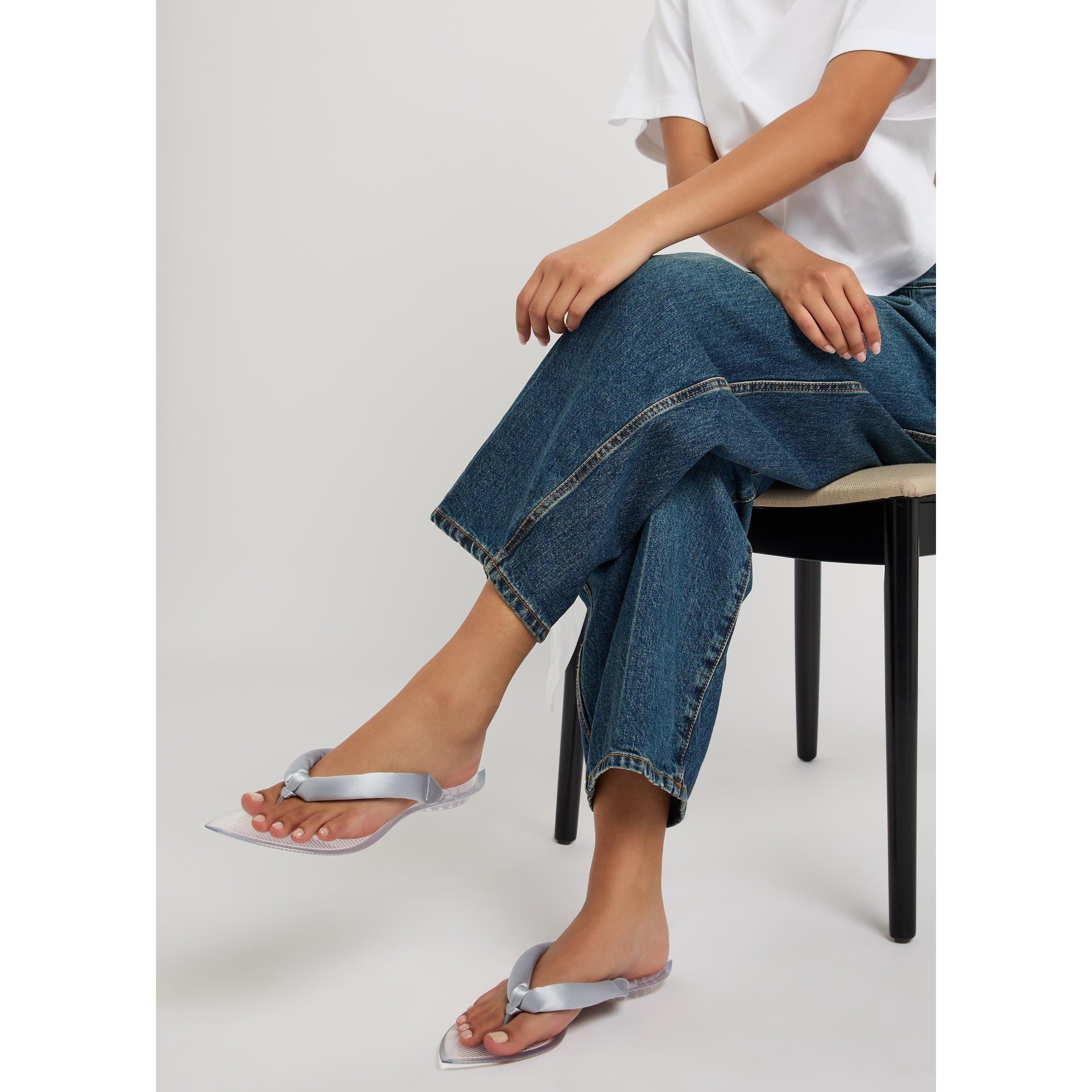 SILVER - Alaia - Women's Invisible Padded Flip Flops - 3