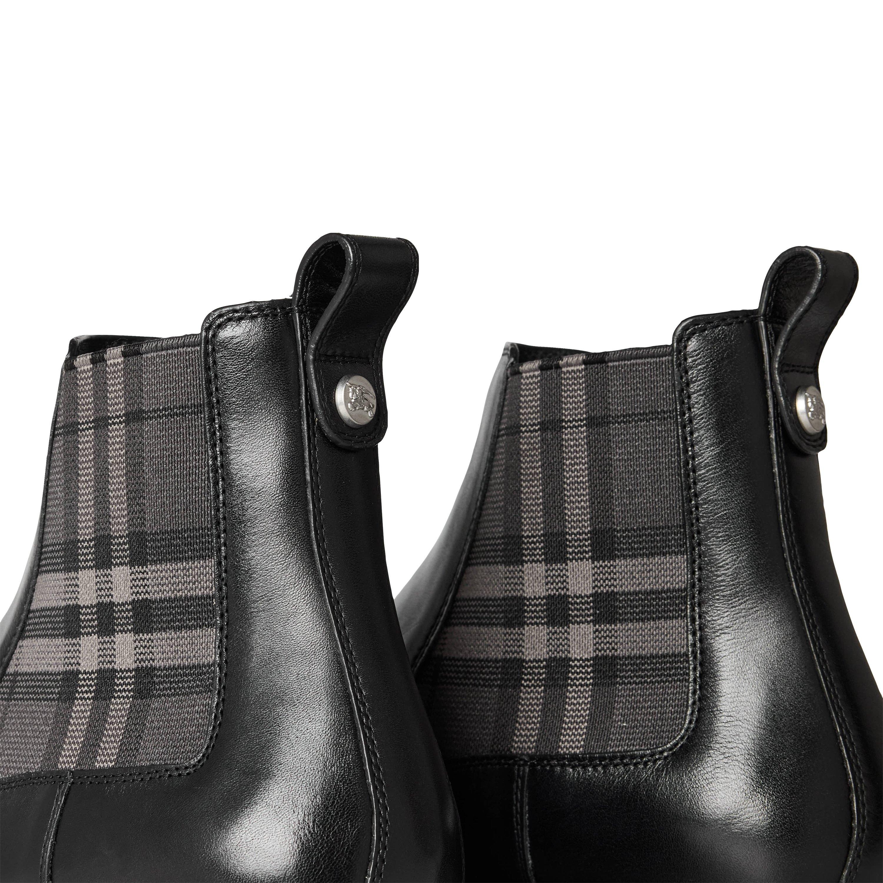 Black - Burberry - Burb Pembroke Boot Sn64 - 3