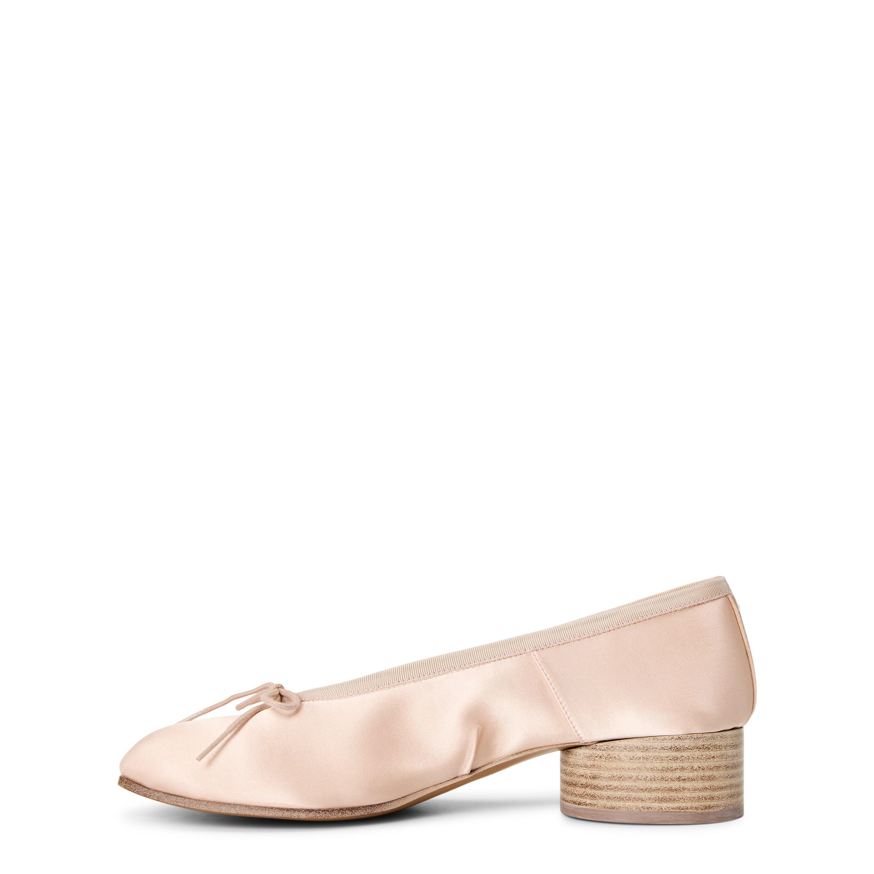 Peach Satin - Maison Margiela - Tabi Ballet Court Heel Pumps - 2