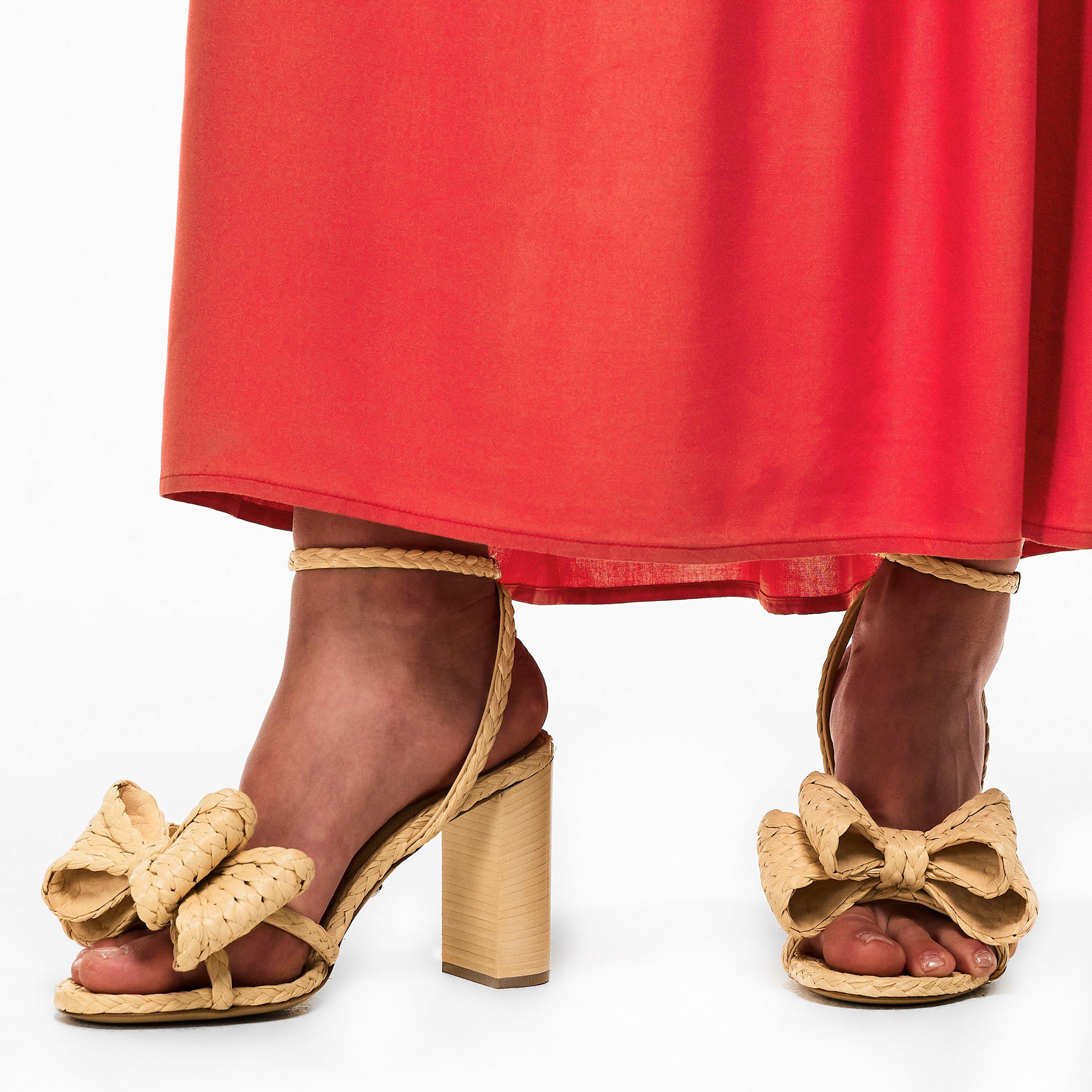 Neautral - Mach and Mach - Women's Raf Sndl Block Heel Court Shoes - 3