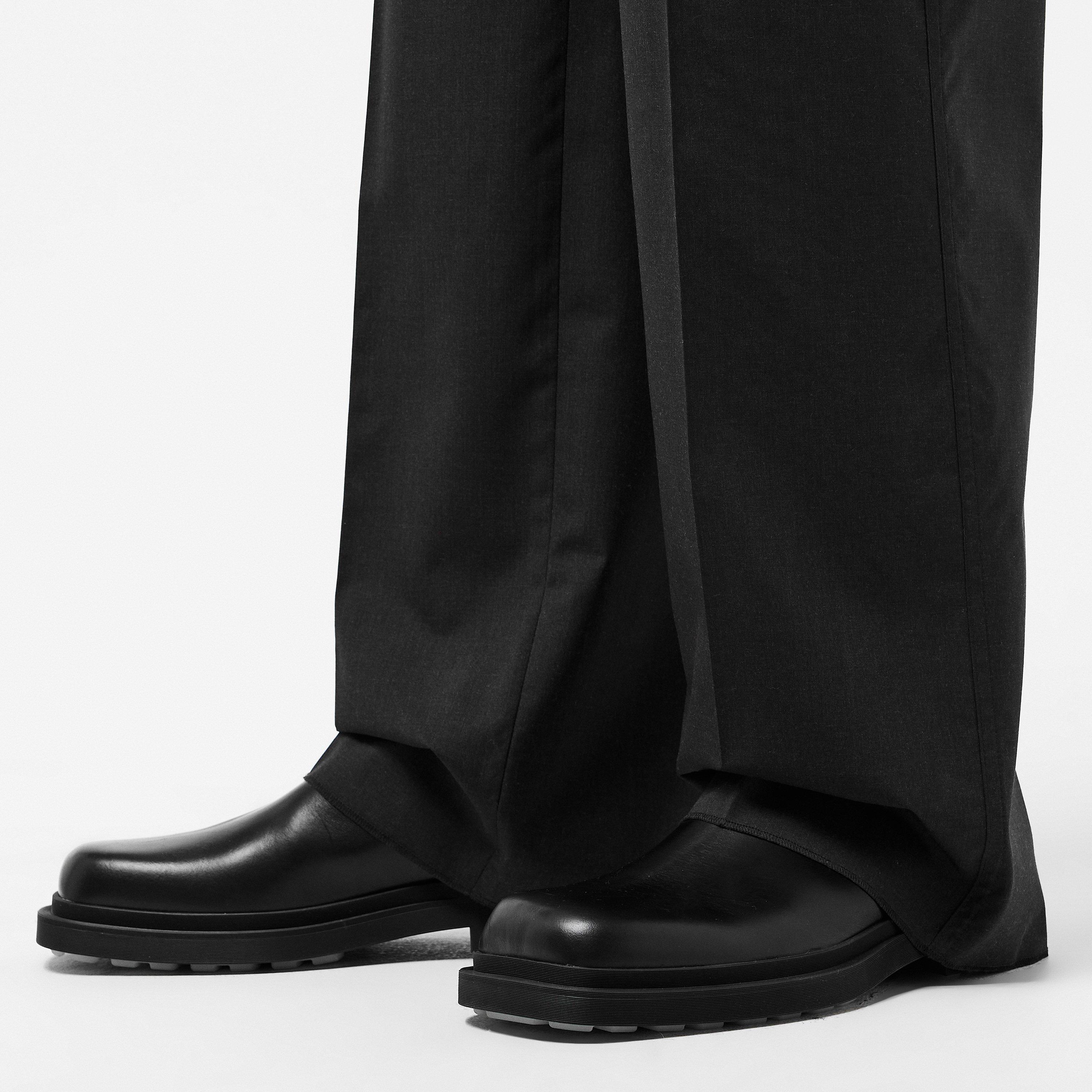 Black - Bottega Veneta - Men's Flat Ankle Boots - 3