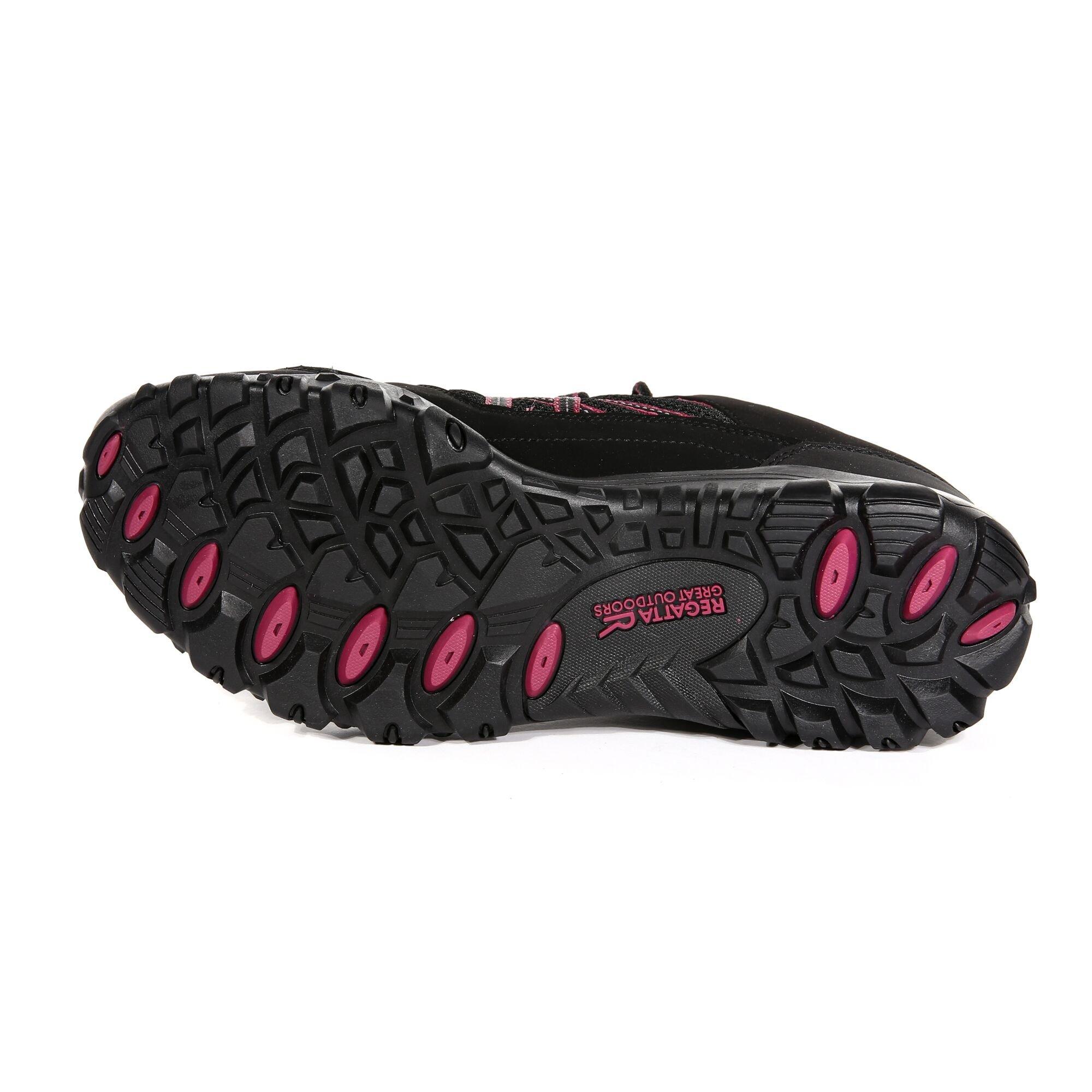 Blk/Beaujols - Regatta - Lady Edgepoint III Waterproof Walking Shoe - 7
