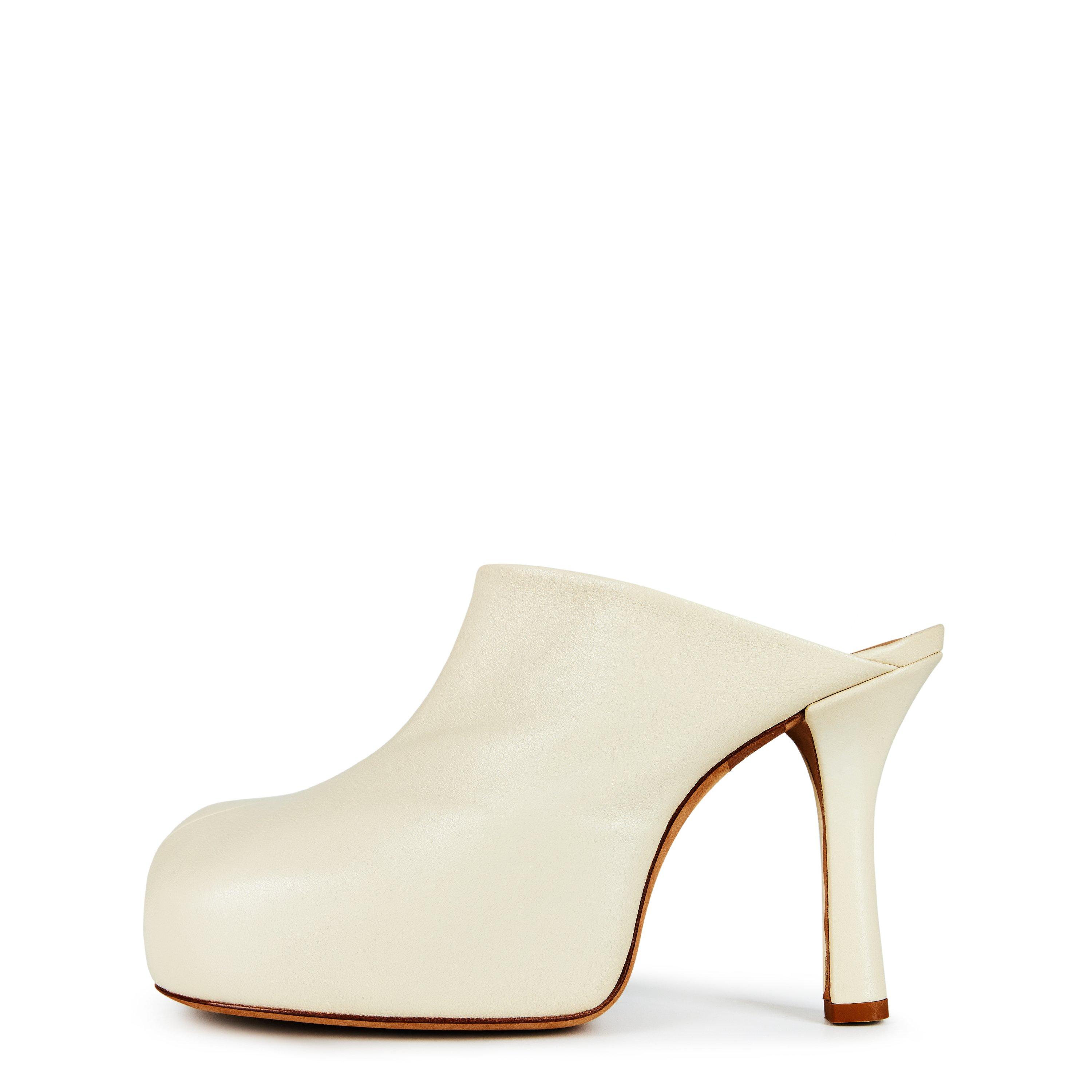 Wax - Bottega Veneta - Bold Leather Mule - 2