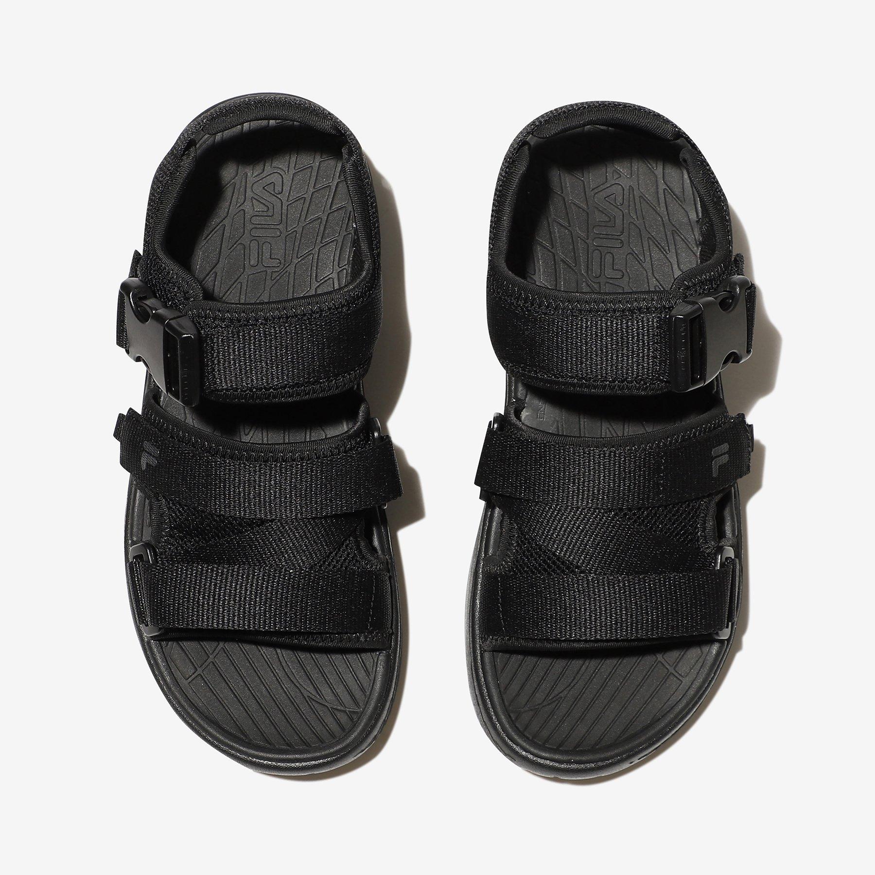 BLK/BLK/BLK - Fila - Float SD Flat Sandals - 4