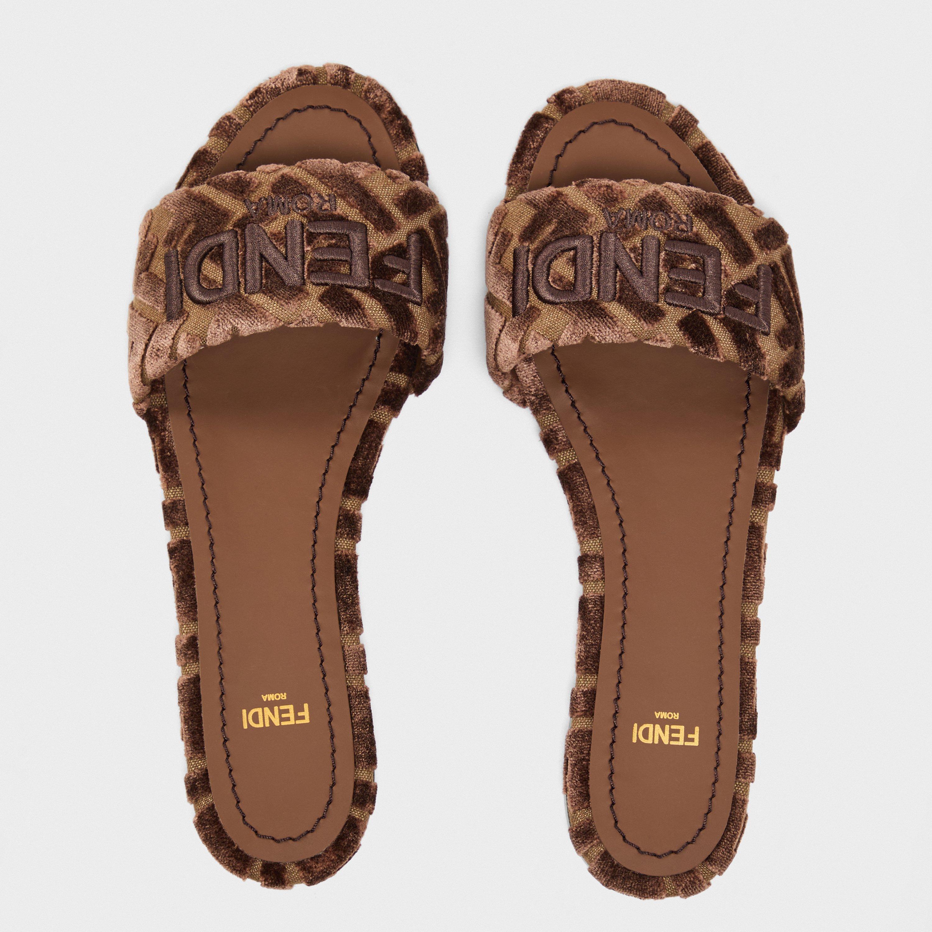 Beige/Chocco - Fendi - Women's Velvet Flat Sandals - 5